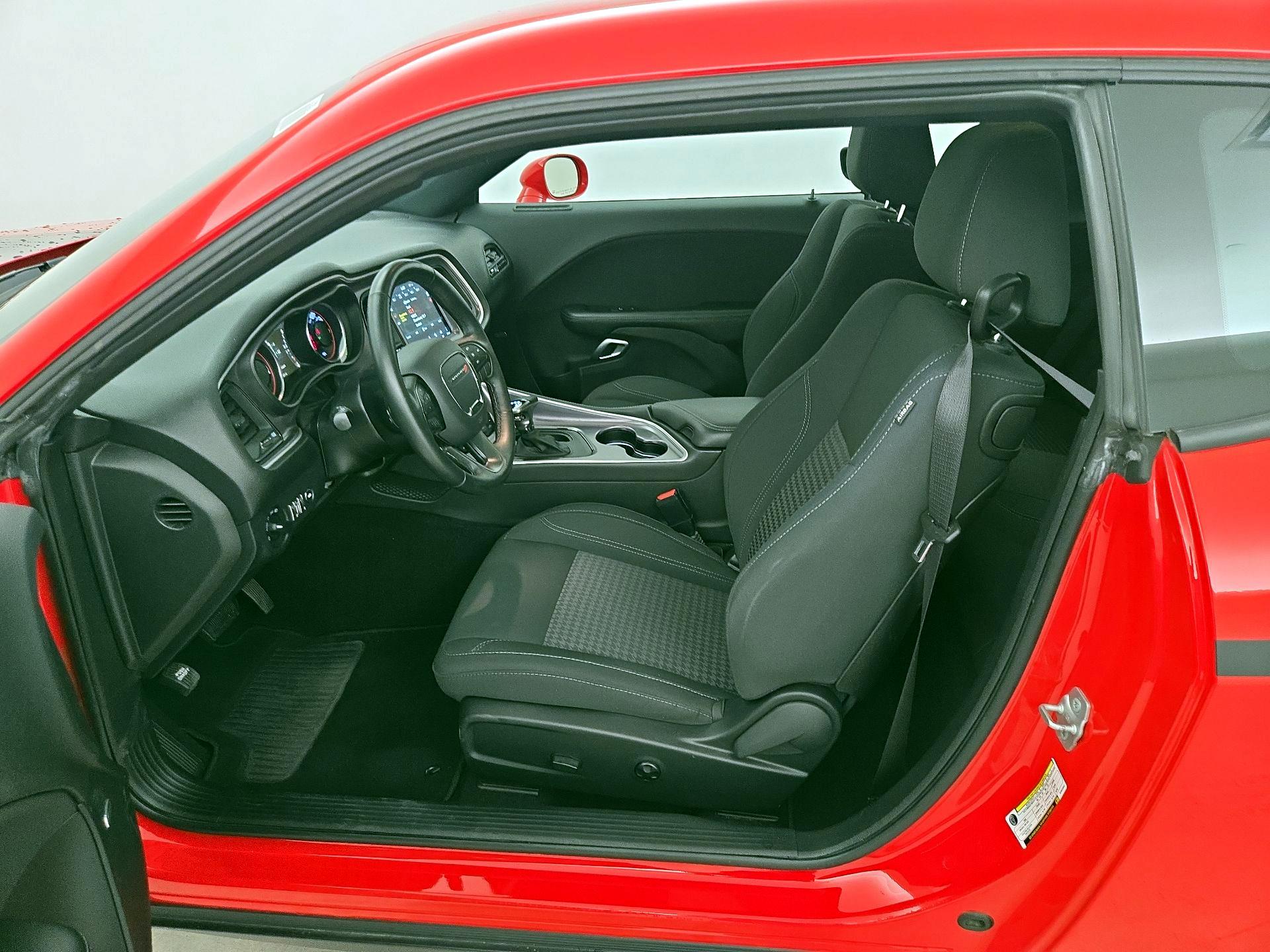 Thumbnail: 2019 Dodge Challenger - 11