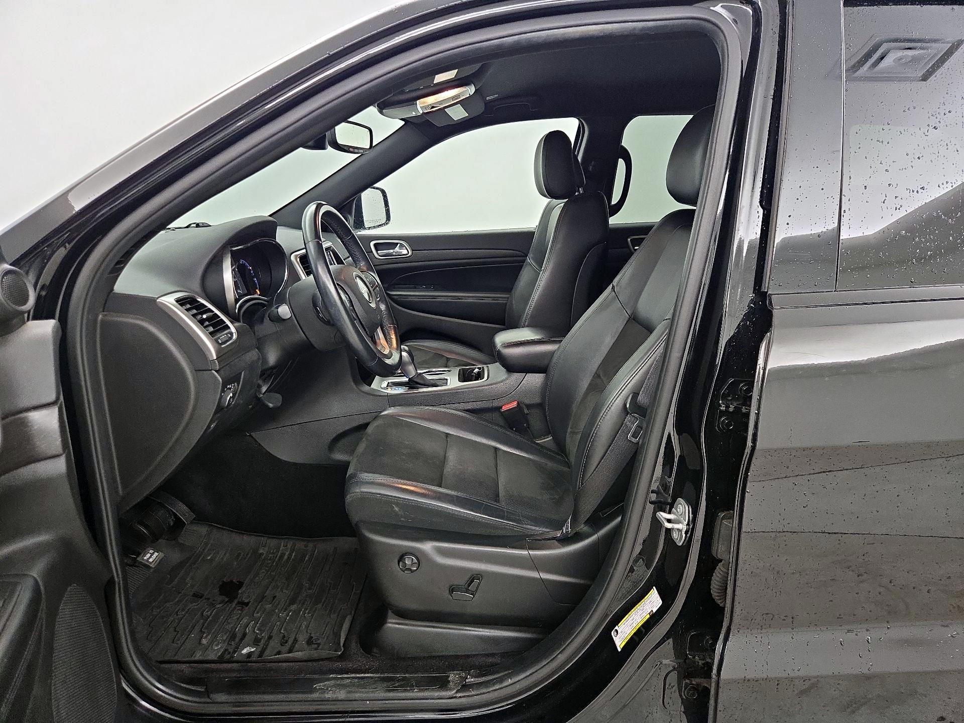 Thumbnail: 2018 Jeep Grand Cherokee - 11