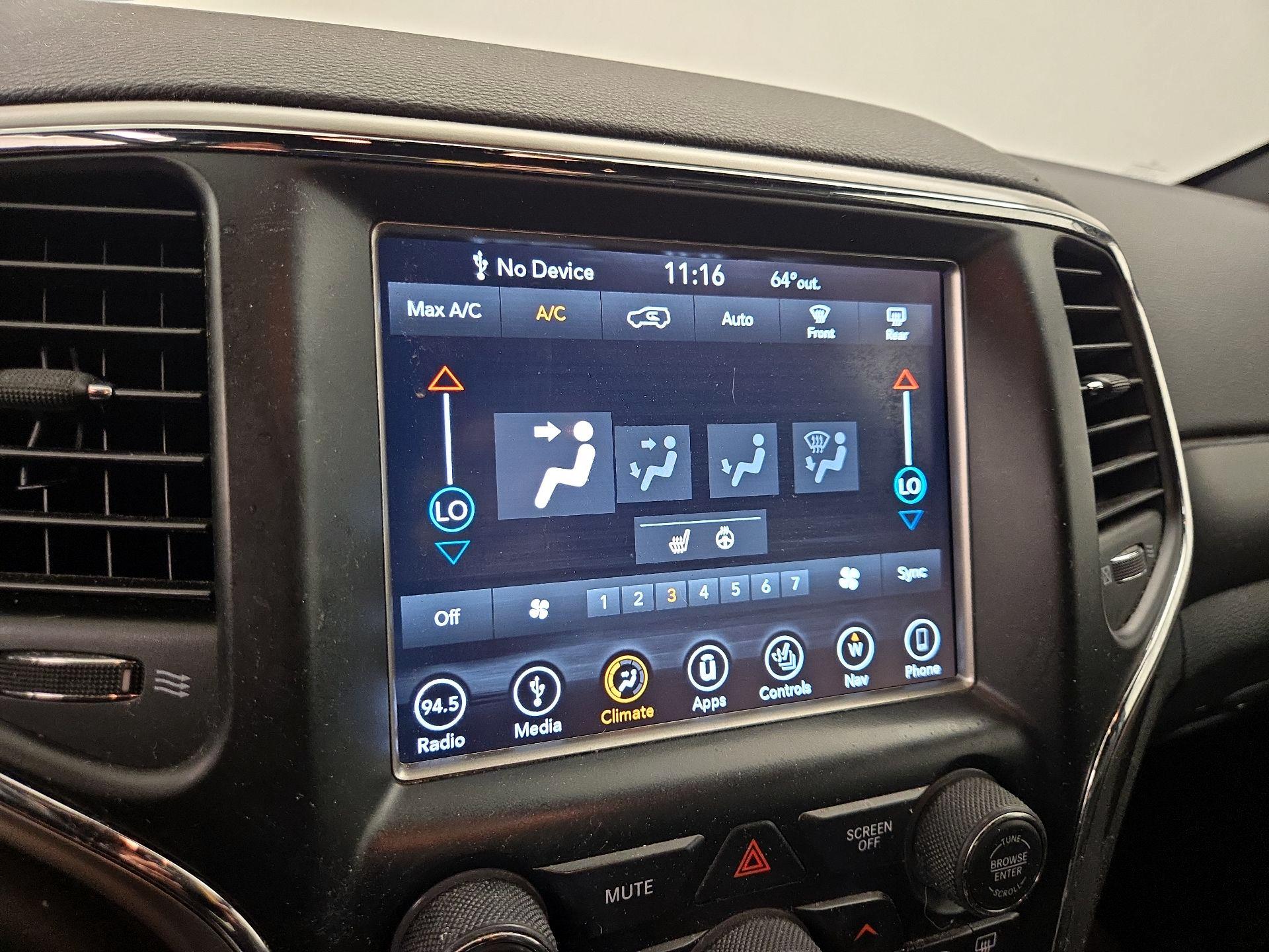 Thumbnail: 2018 Jeep Grand Cherokee - 17