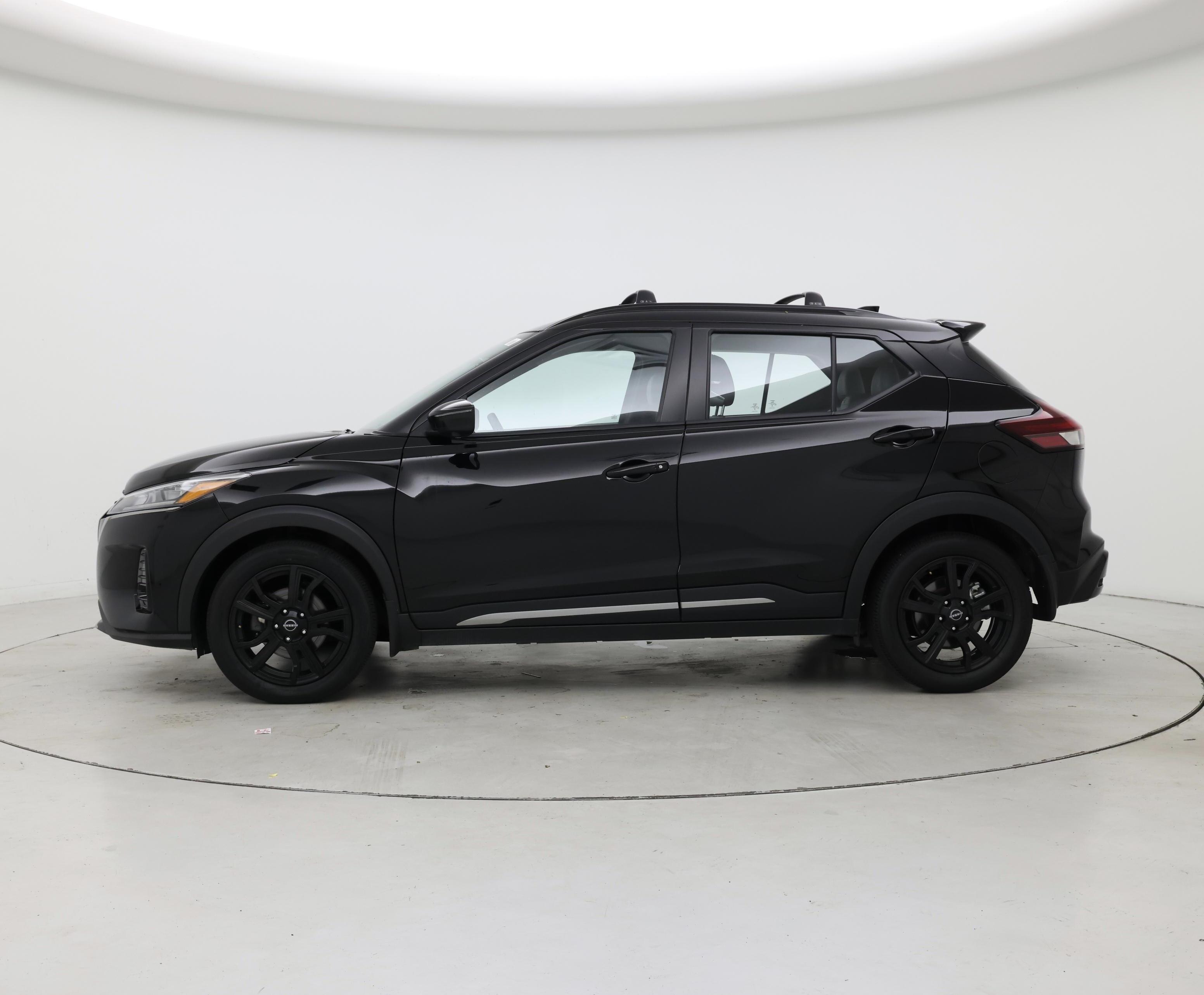 Thumbnail: 2024 Nissan Kicks - 3