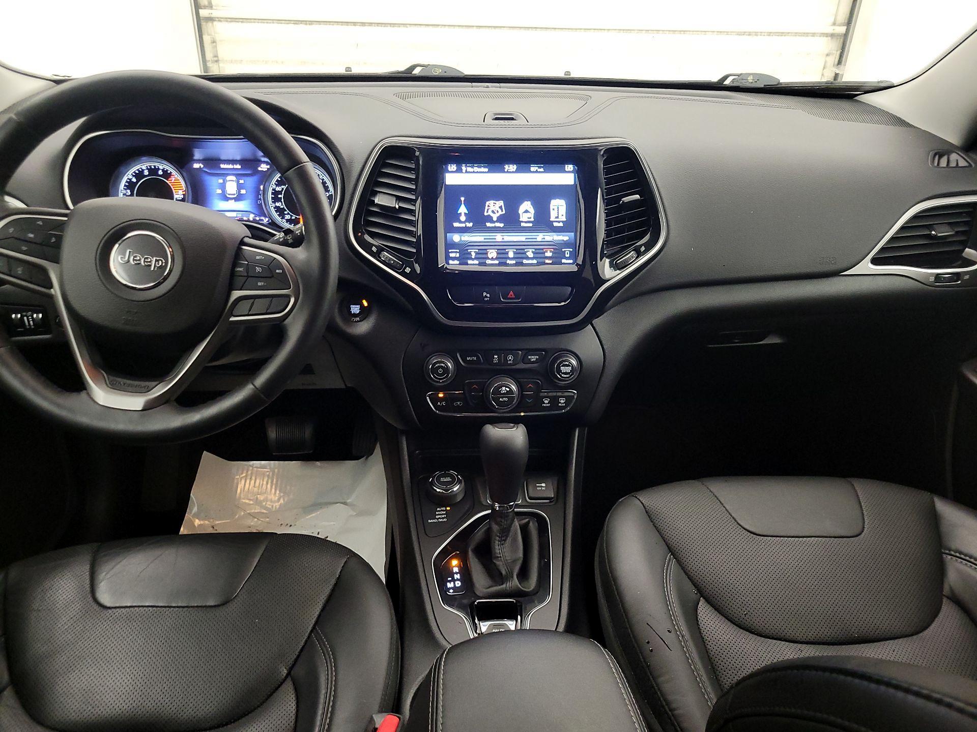 Thumbnail: 2019 Jeep Cherokee - 9