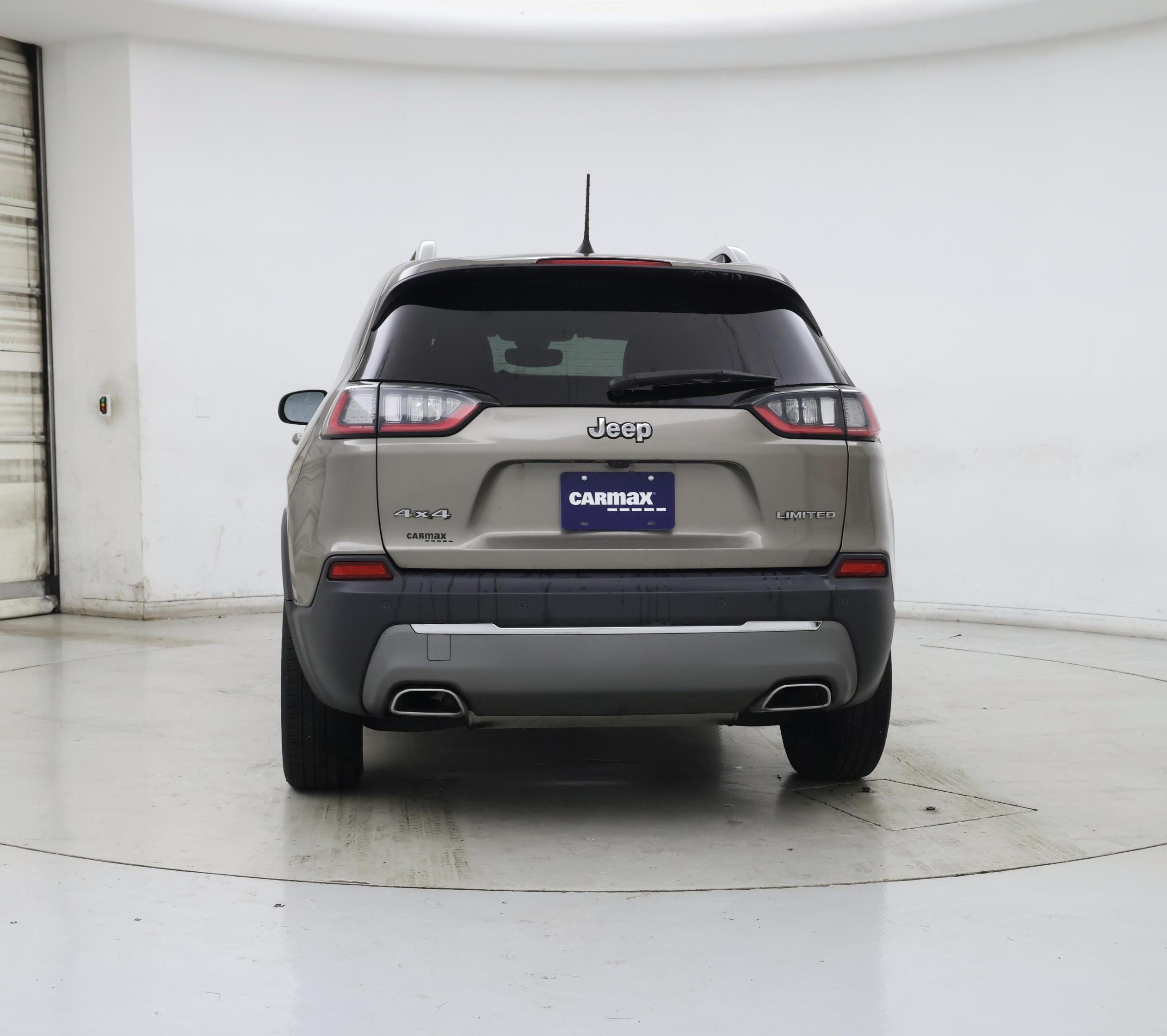 Thumbnail: 2019 Jeep Cherokee - 6