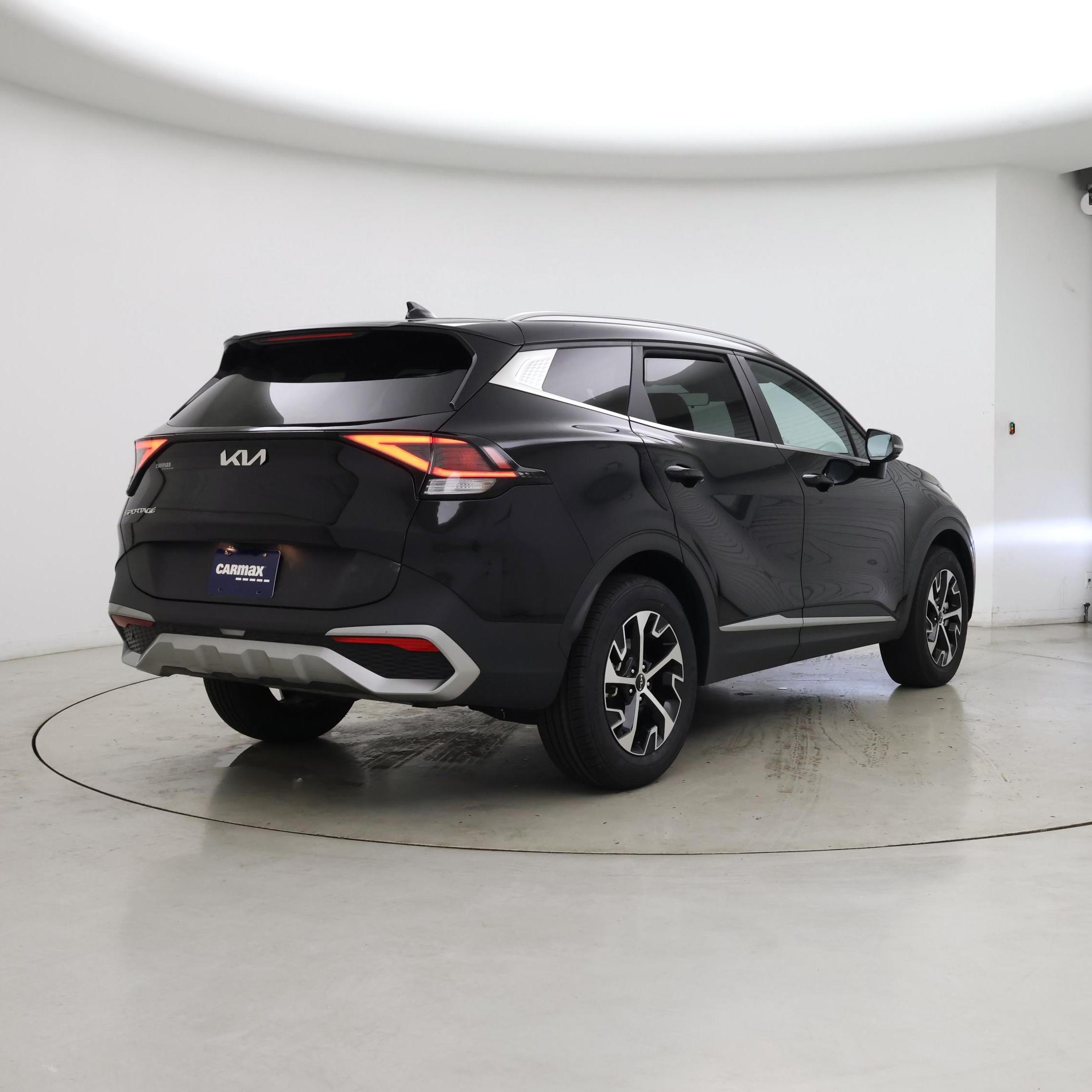 Thumbnail: 2023 Kia Sportage - 8