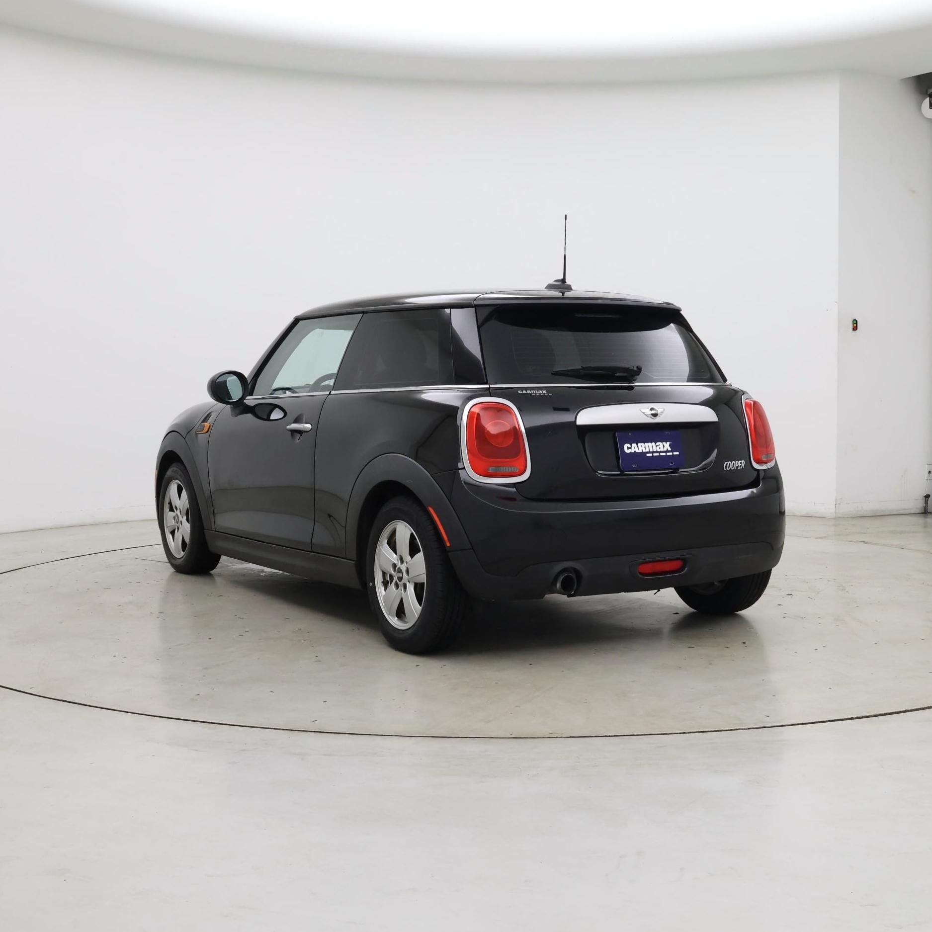 Thumbnail: 2015 MINI Cooper Hardtop - 2