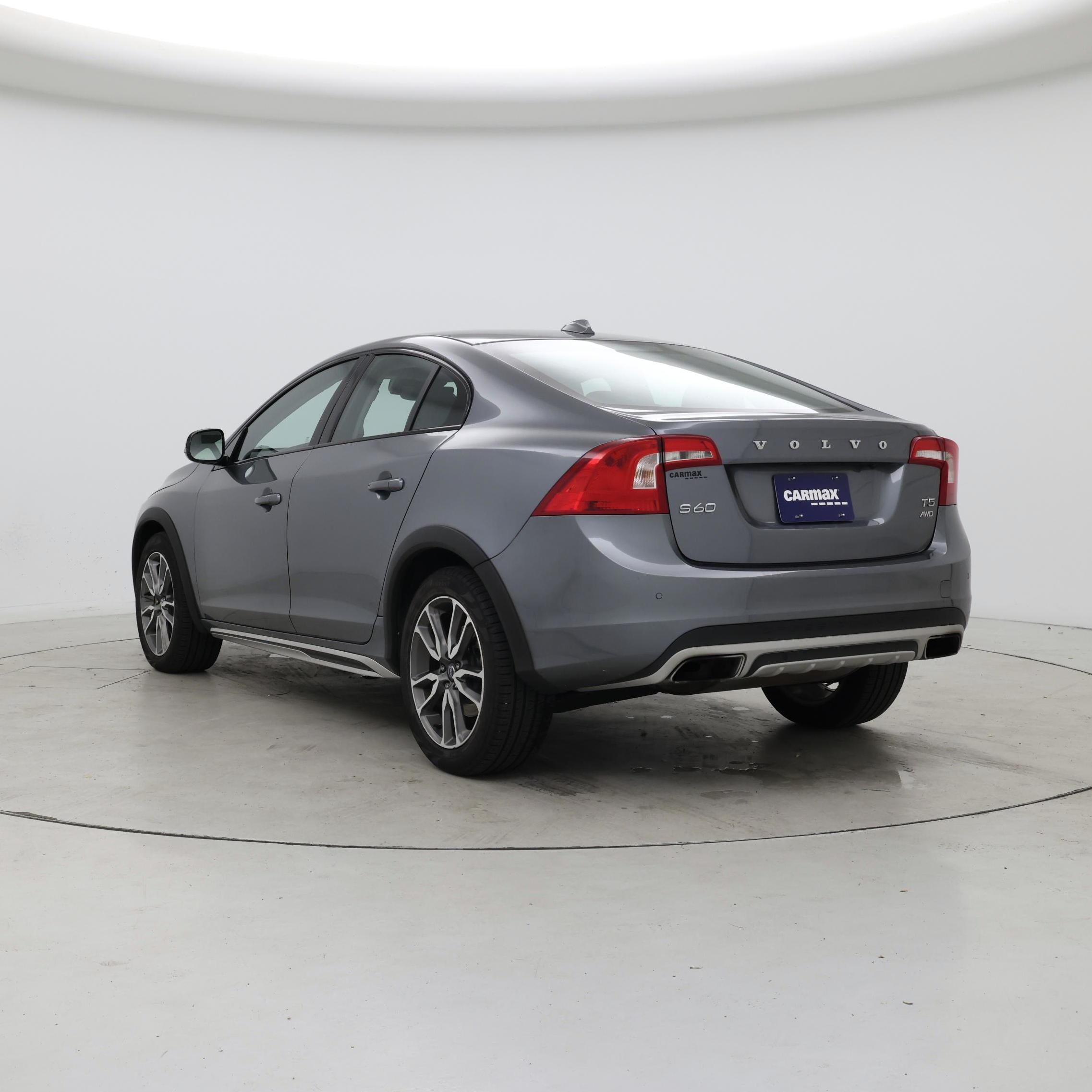 Thumbnail: 2016 Volvo S60 - 2