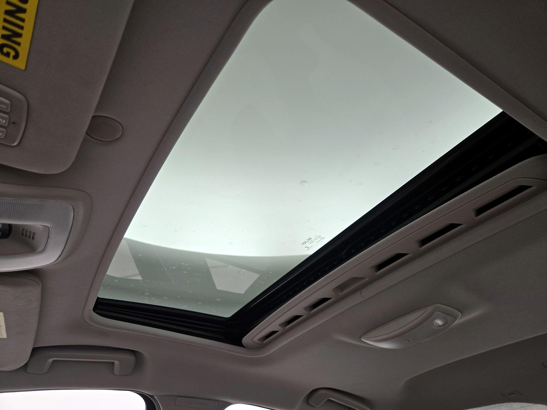 Thumbnail: 2016 Volvo S60 - 20