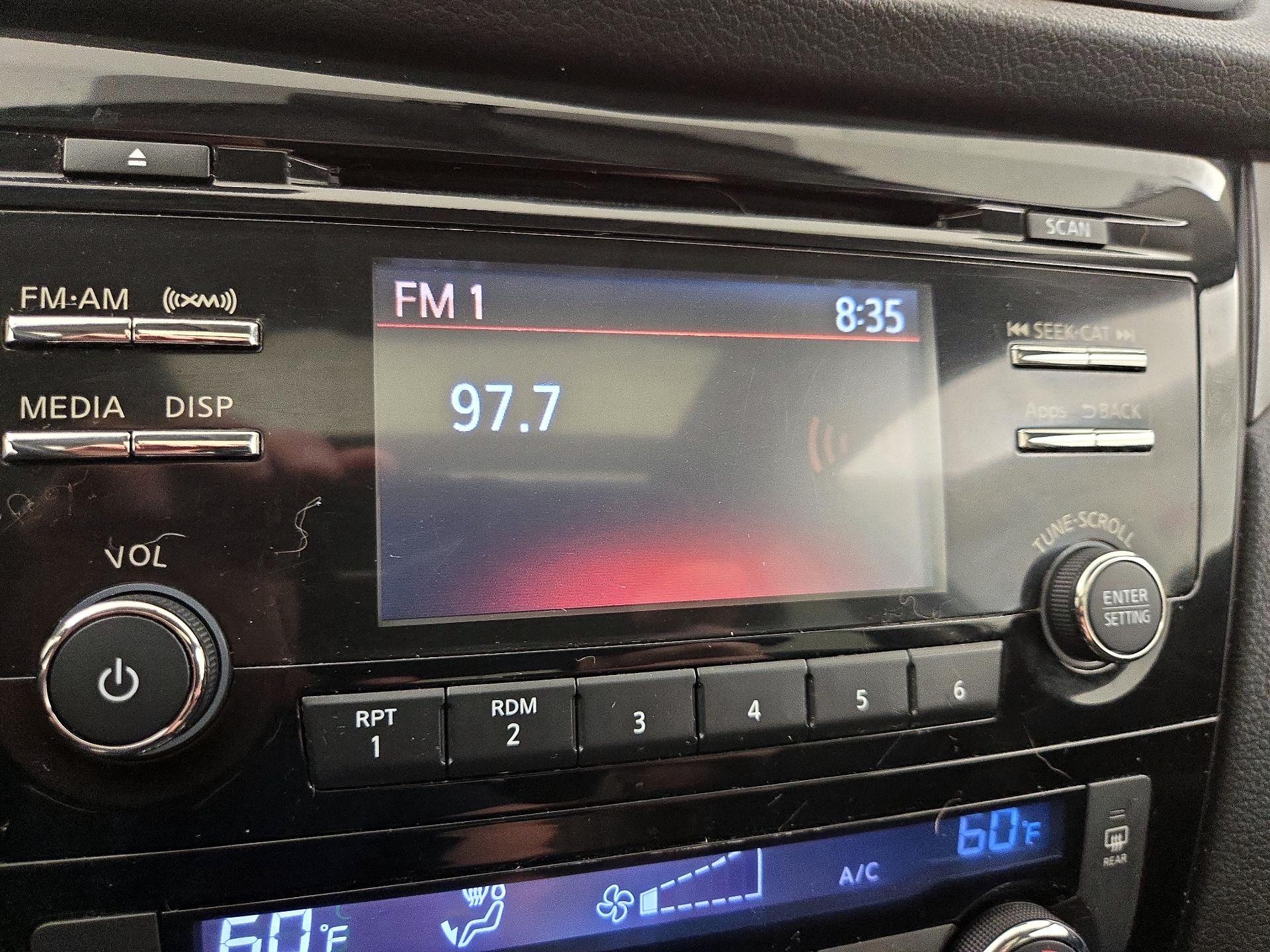 Thumbnail: 2014 Nissan Rogue - 15