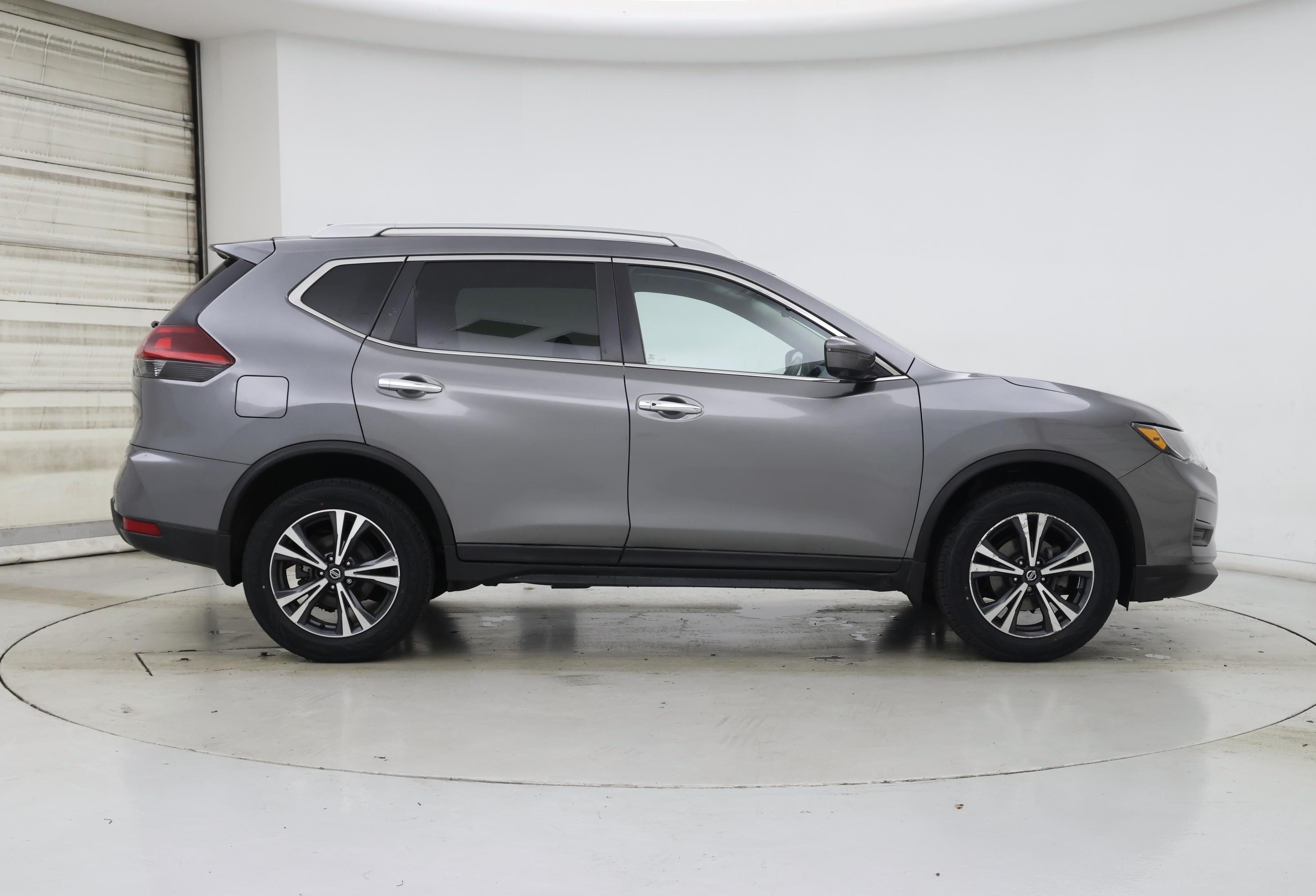 Thumbnail: 2020 Nissan Rogue - 7