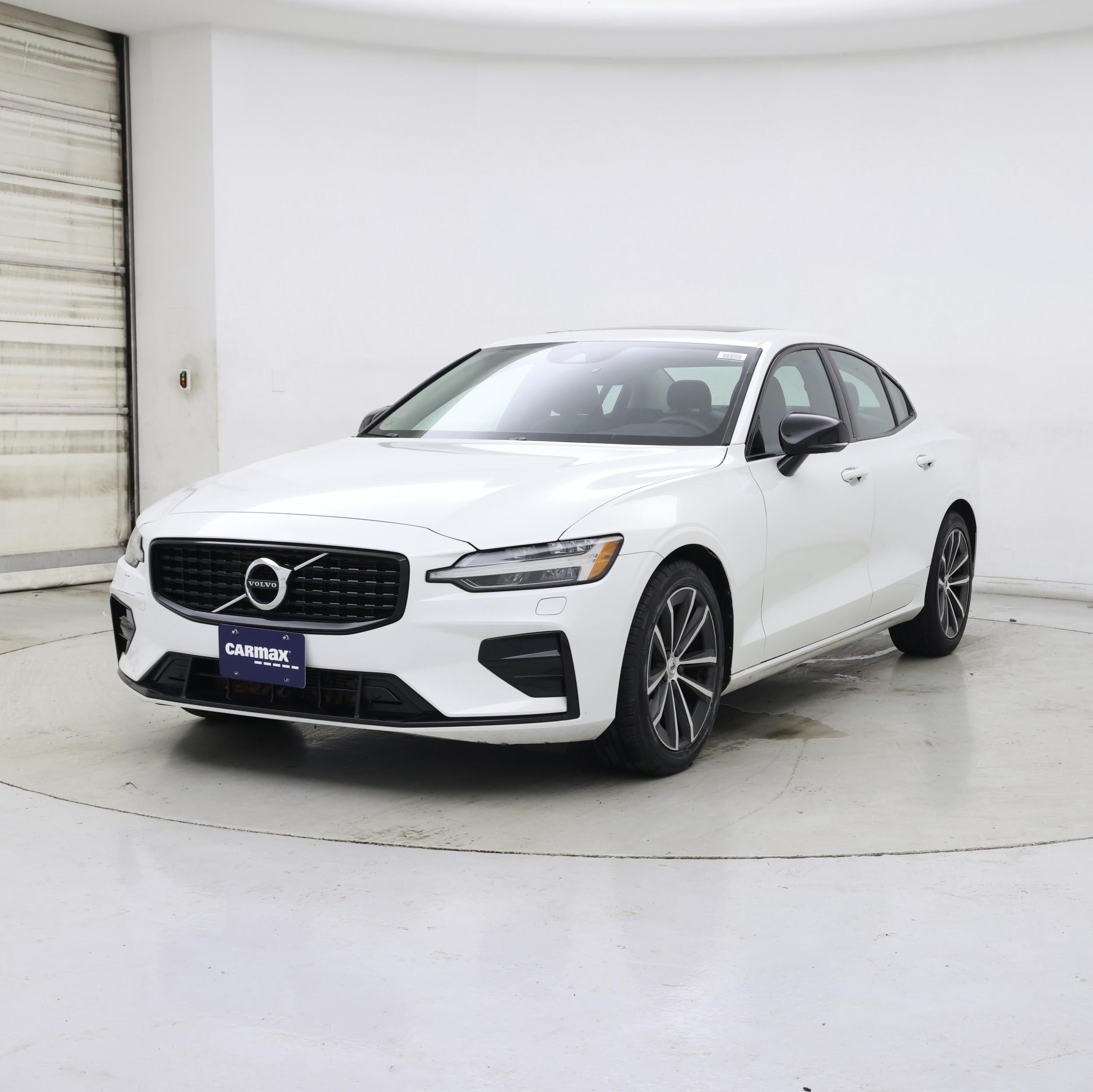 Thumbnail: 2022 Volvo S60 - 4