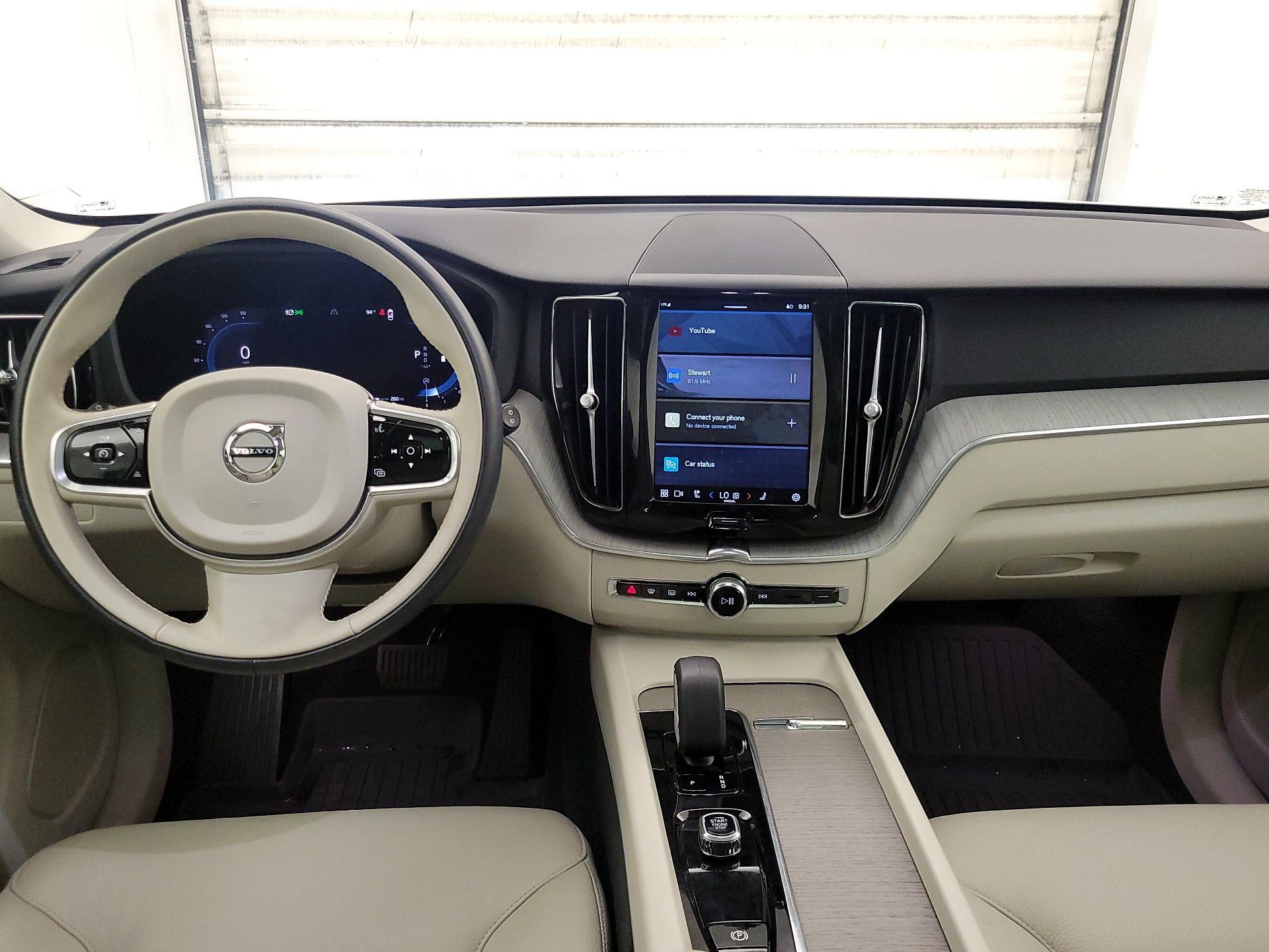 Thumbnail: 2023 Volvo XC60 - 9