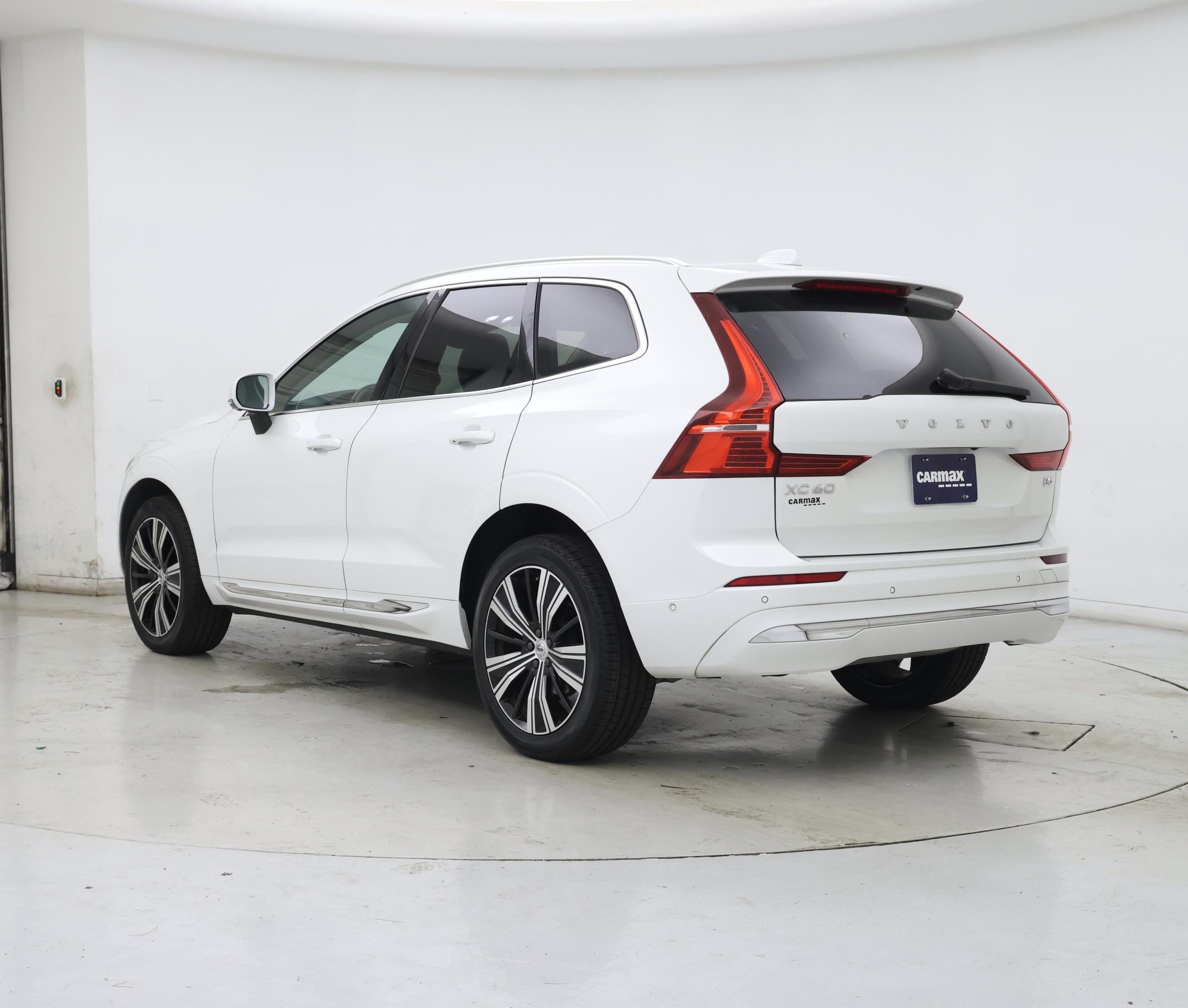 Thumbnail: 2023 Volvo XC60 - 2
