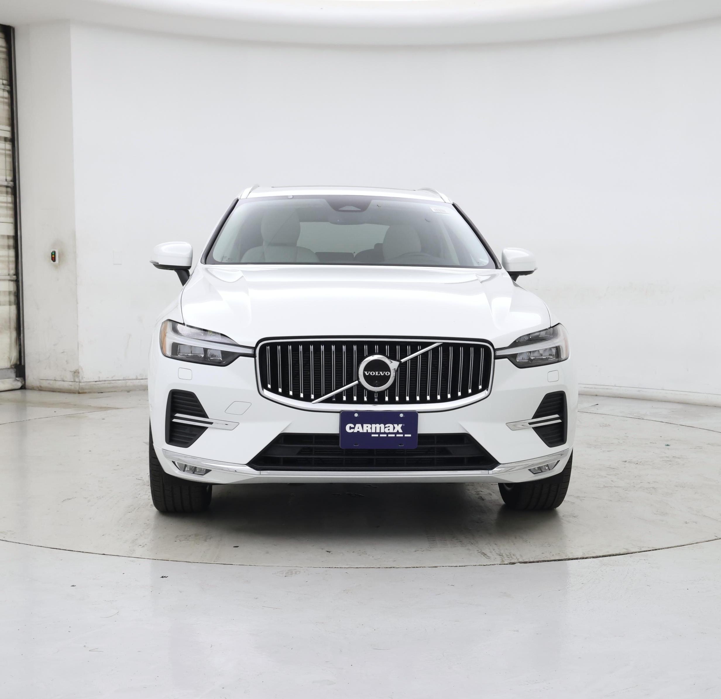 Thumbnail: 2023 Volvo XC60 - 5