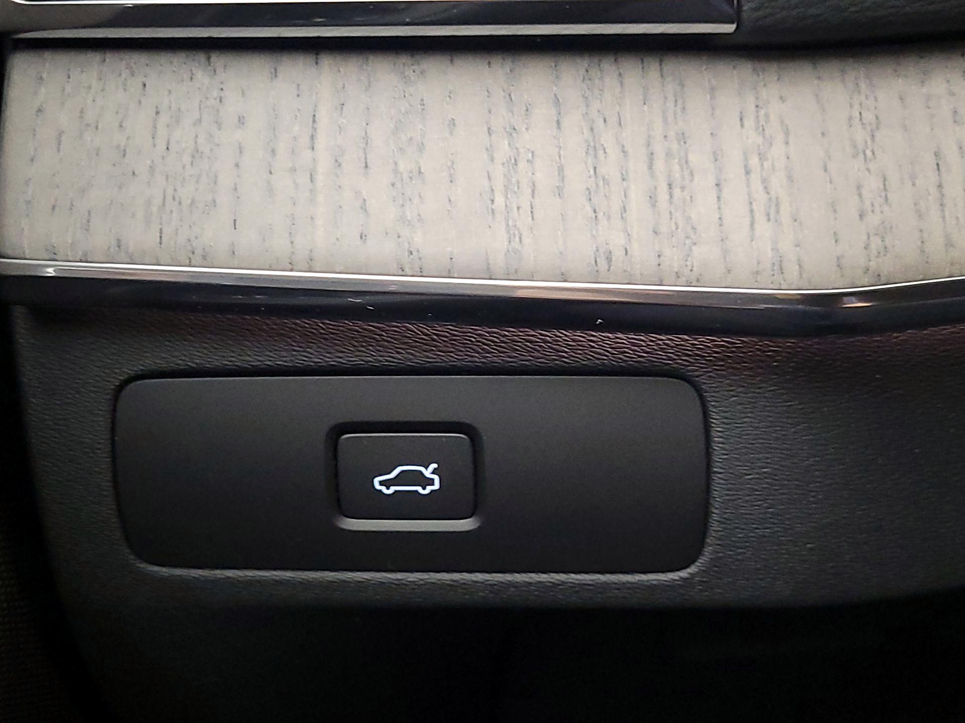 Thumbnail: 2023 Volvo XC90 - 13