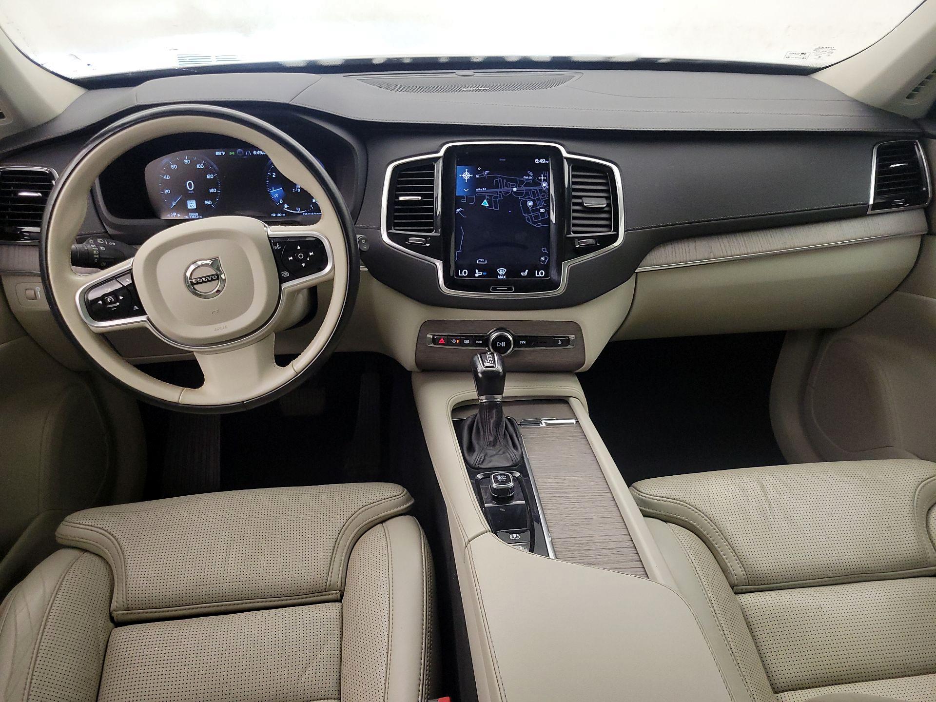 Thumbnail: 2022 Volvo XC90 - 9