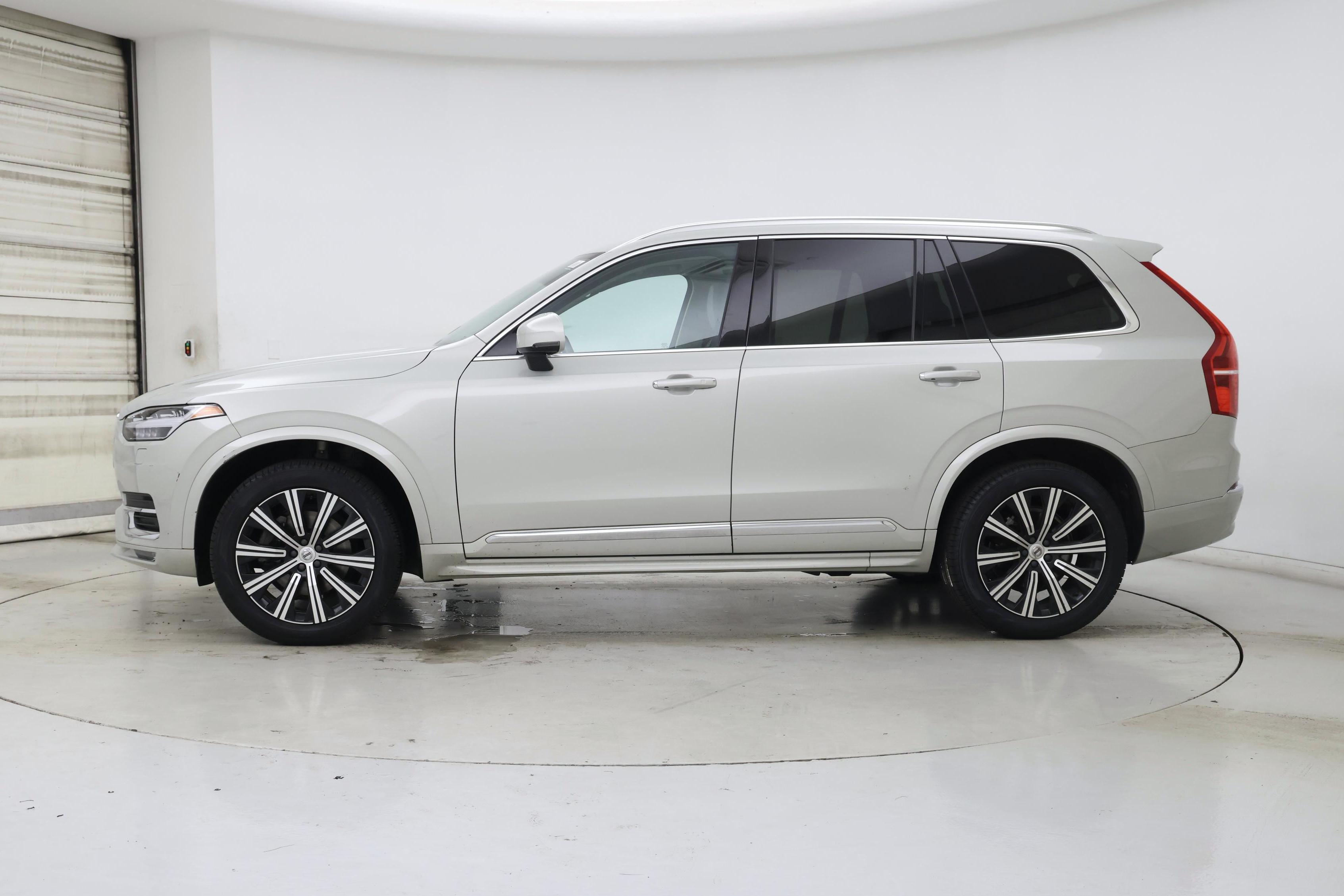 Thumbnail: 2022 Volvo XC90 - 3