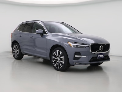 Gray 2022 Volvo XC60 B5 Momentum