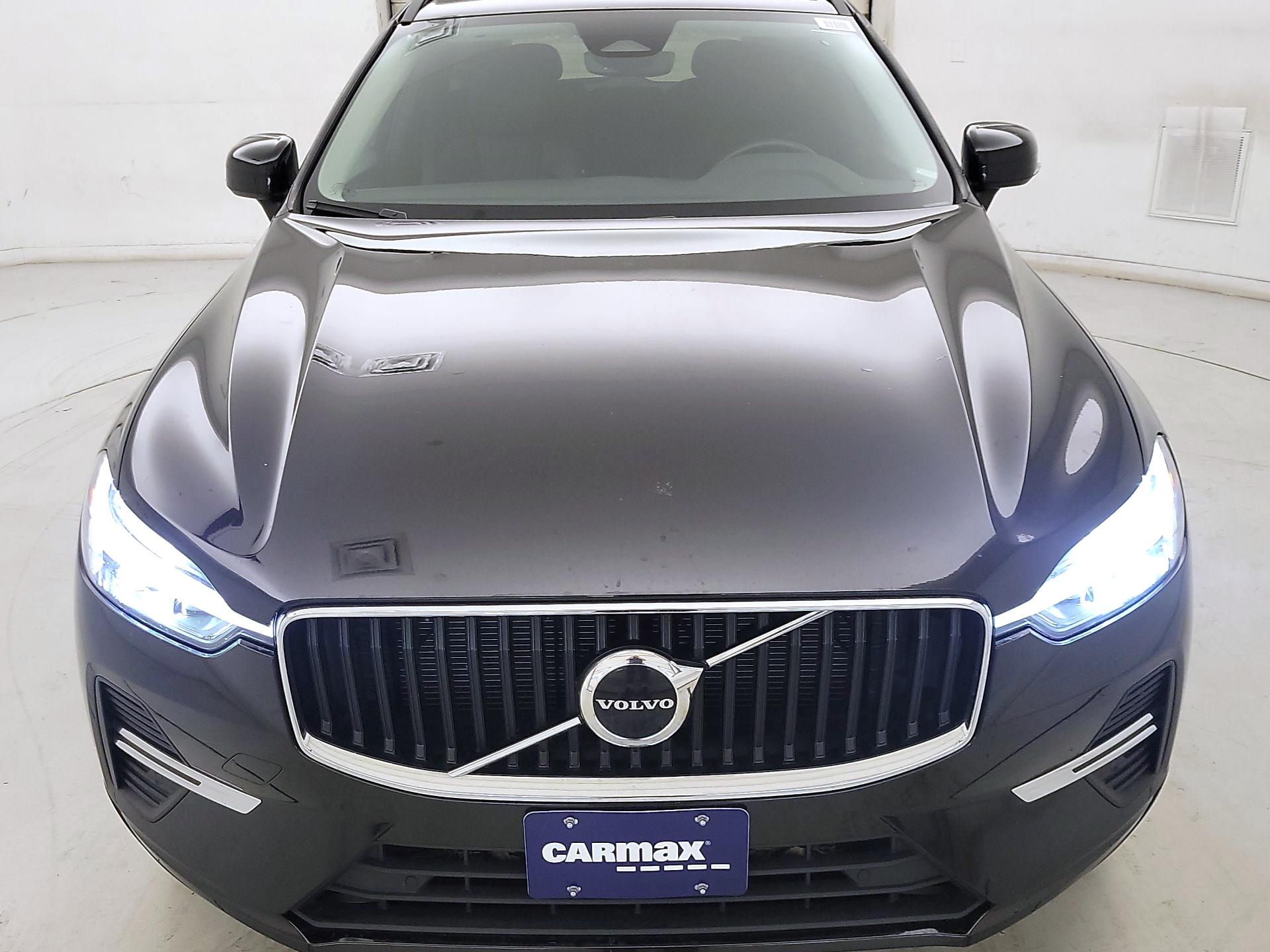 Thumbnail: 2022 Volvo XC60 - 2