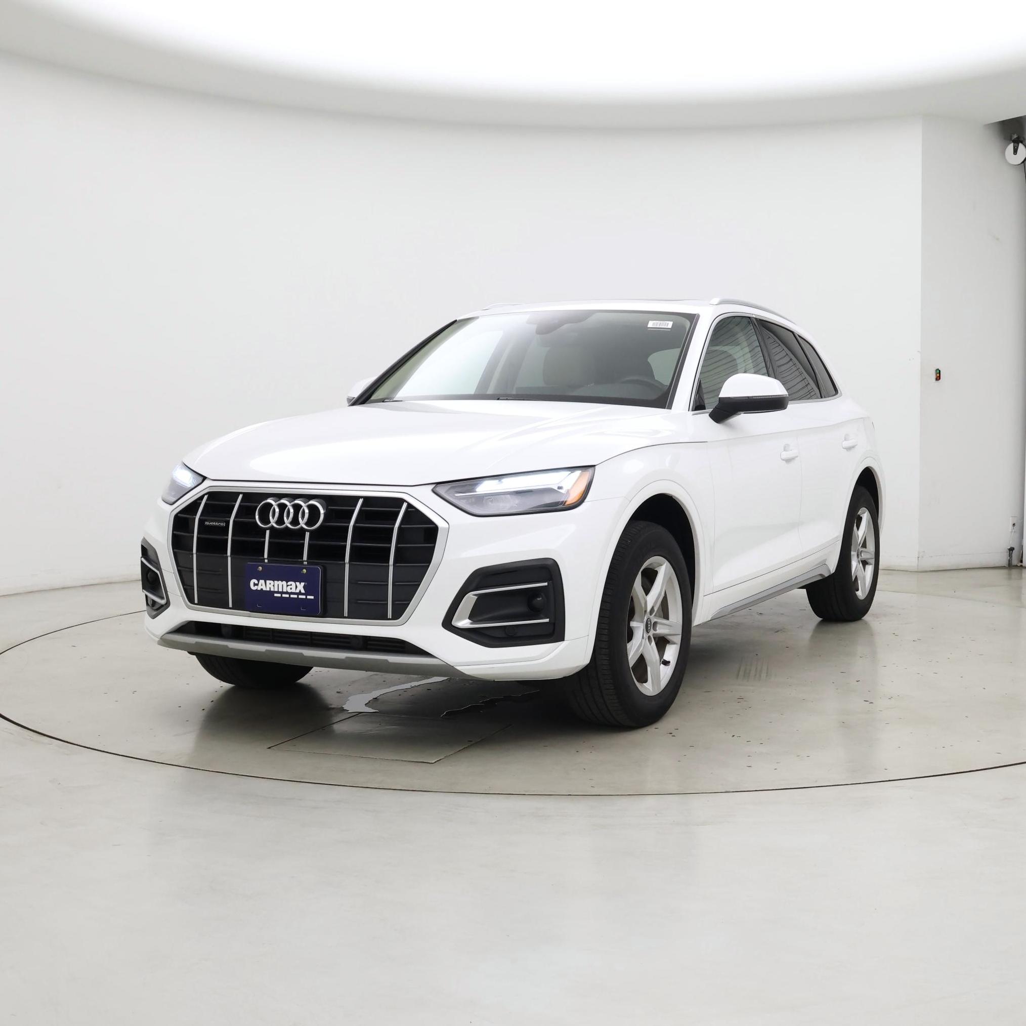 Thumbnail: 2022 Audi Q5 - 4