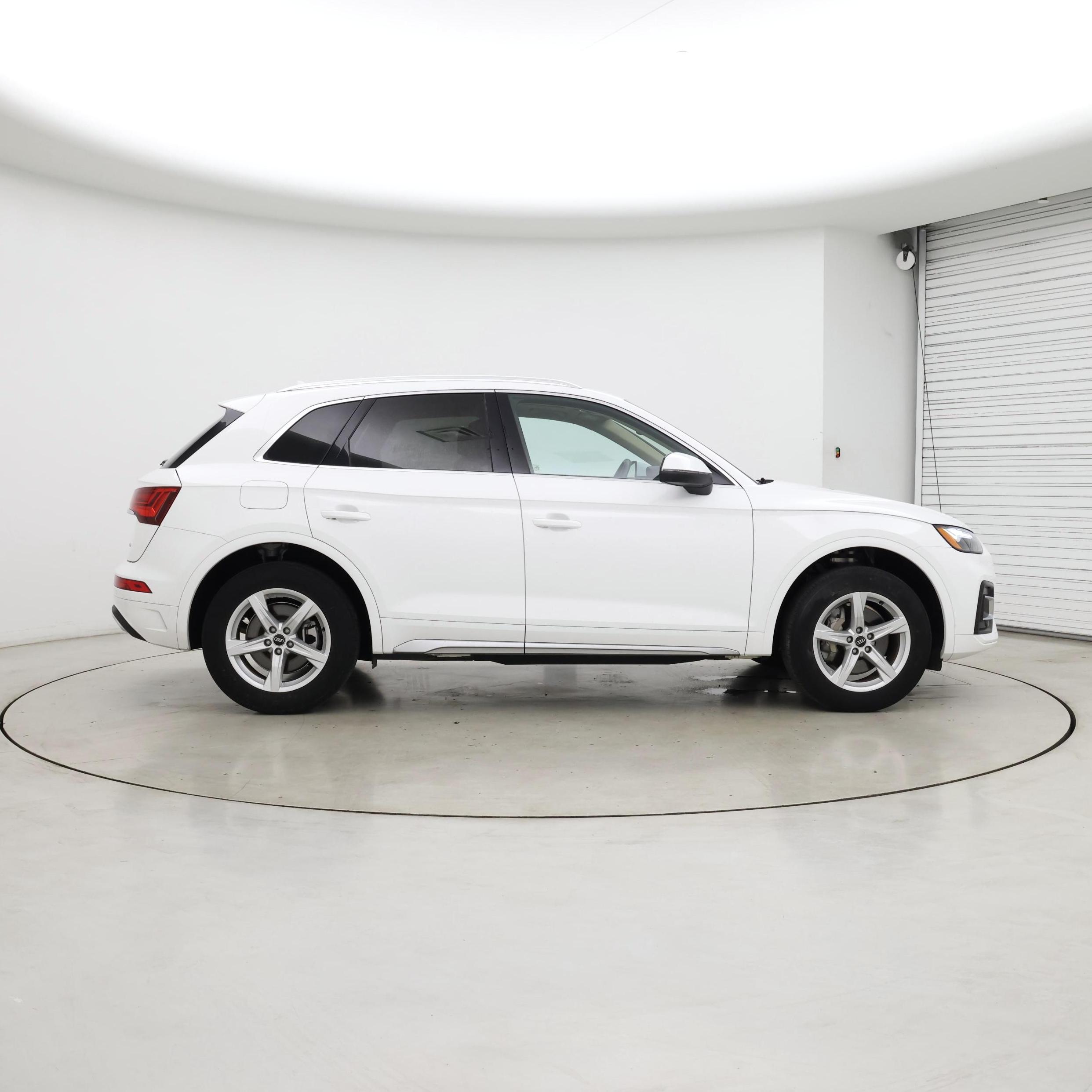 Thumbnail: 2022 Audi Q5 - 7