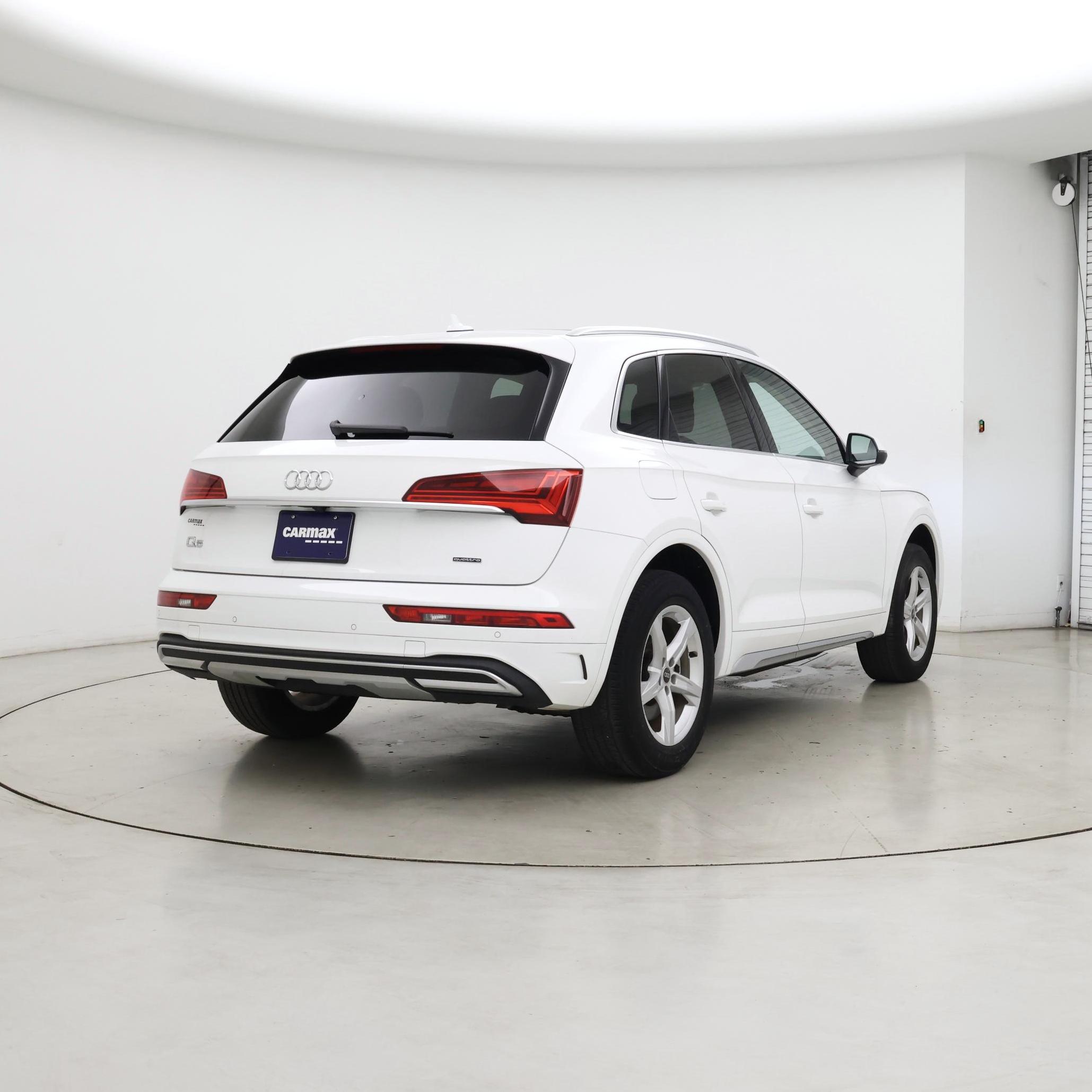 Thumbnail: 2022 Audi Q5 - 8