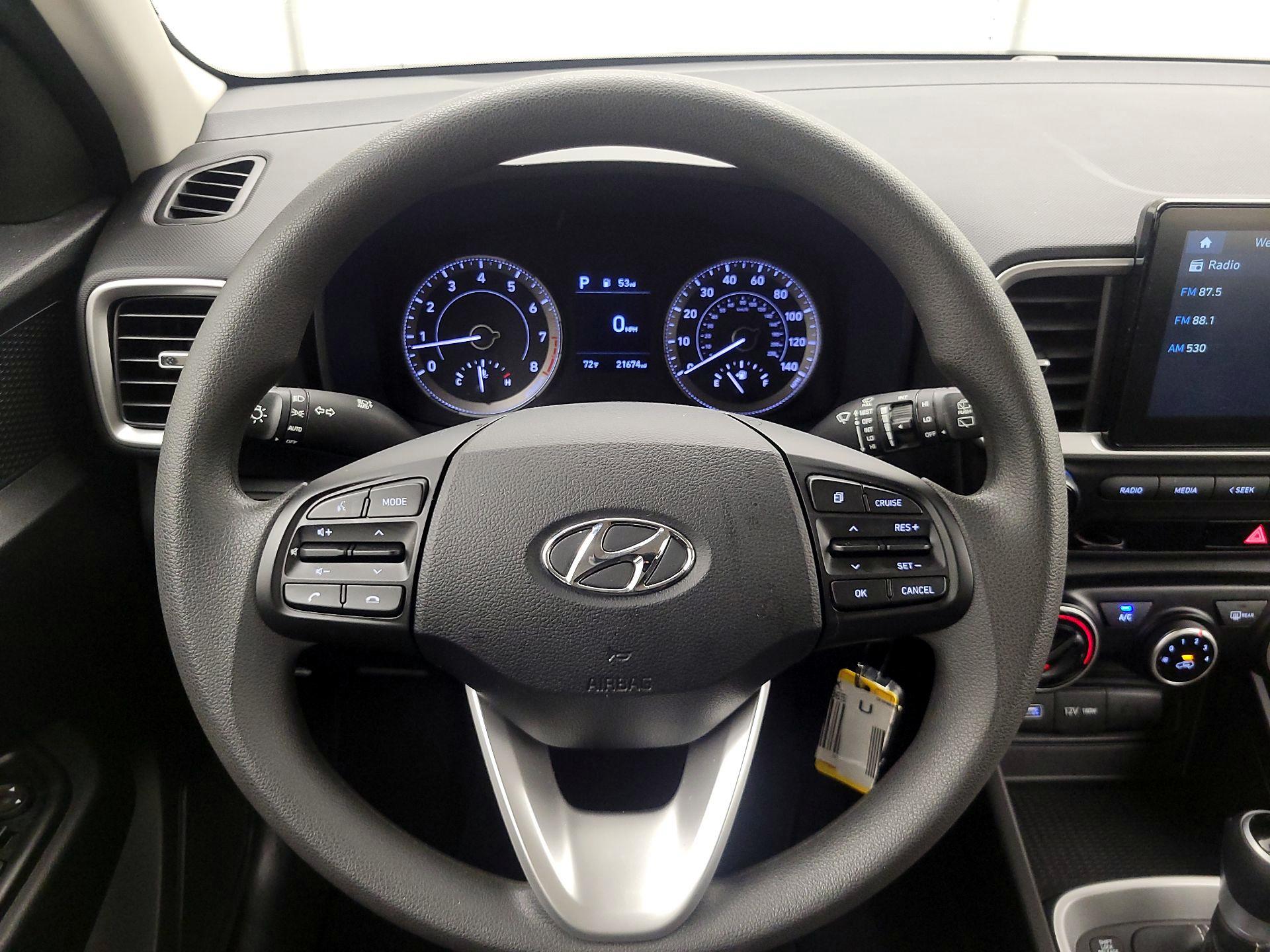 Thumbnail: 2022 Hyundai Venue - 10
