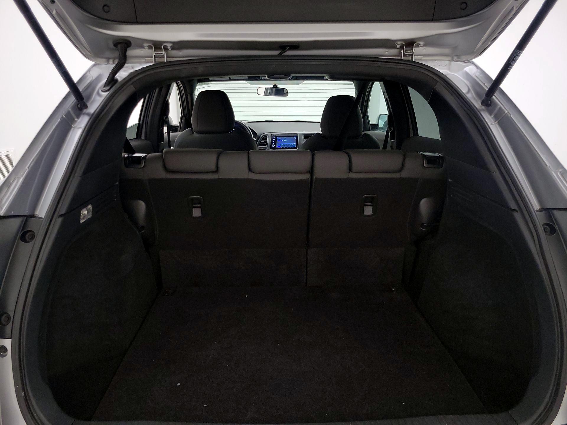Thumbnail: 2019 Honda HR-V - 20