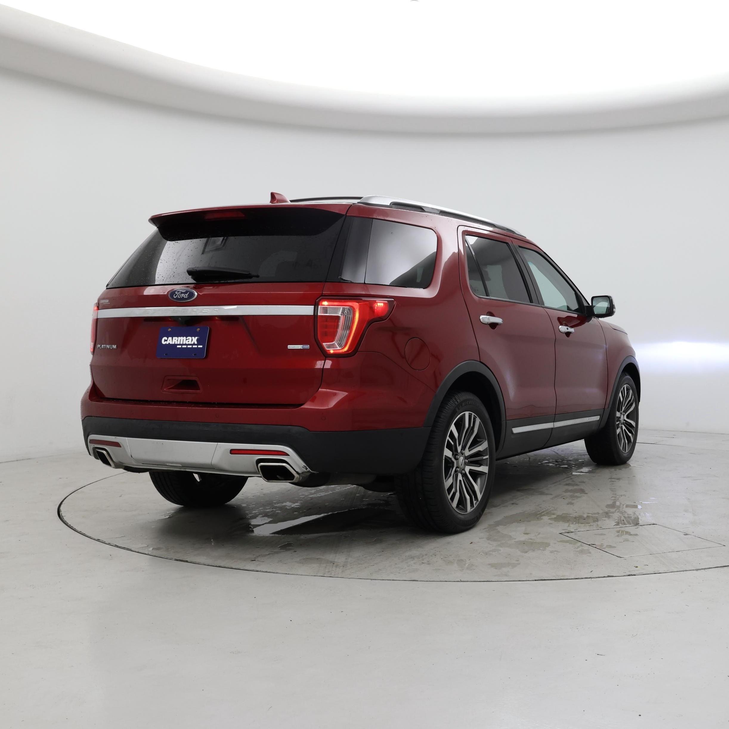 Thumbnail: 2016 Ford Explorer - 8