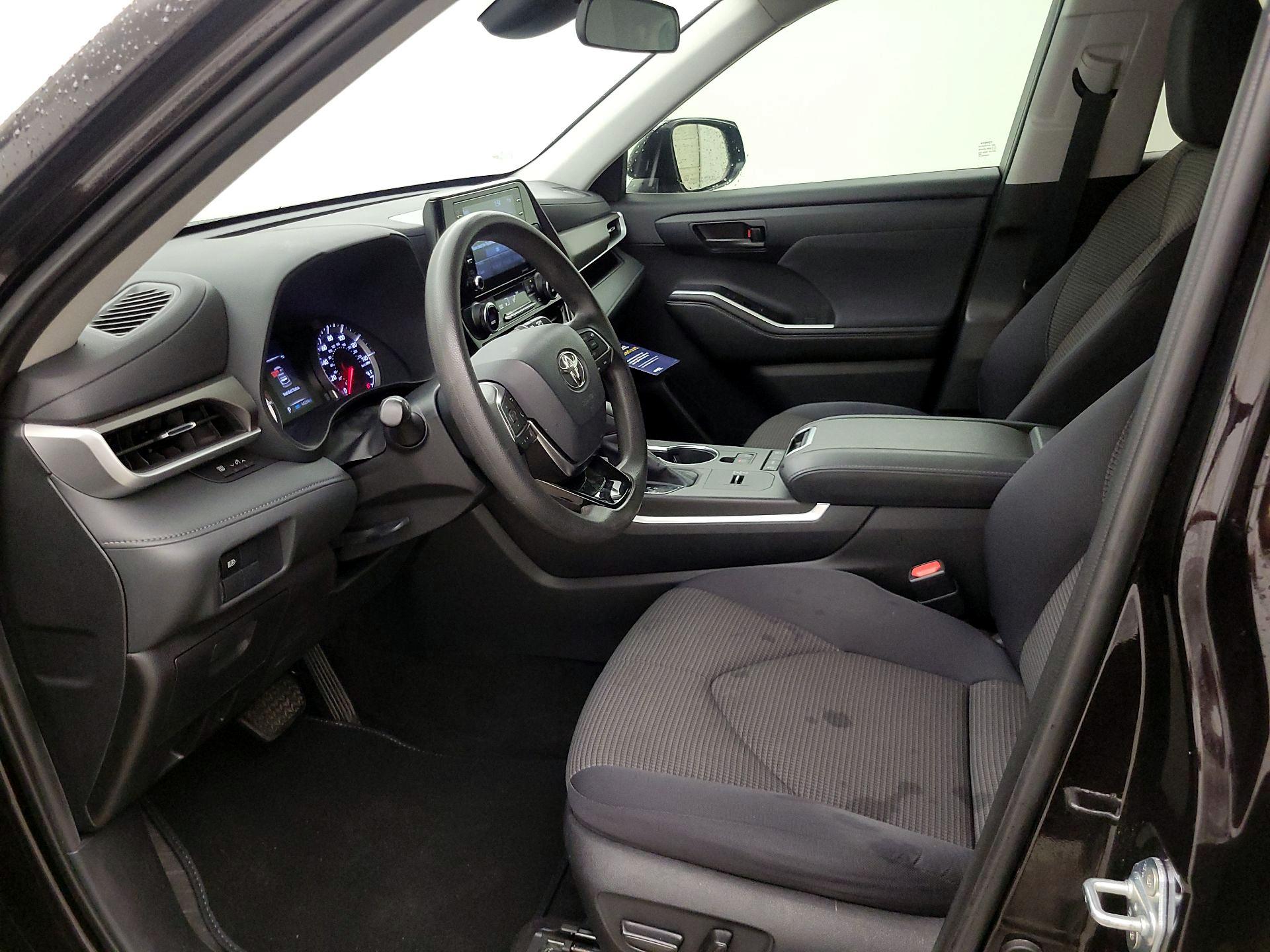 Thumbnail: 2020 Toyota Highlander - 11