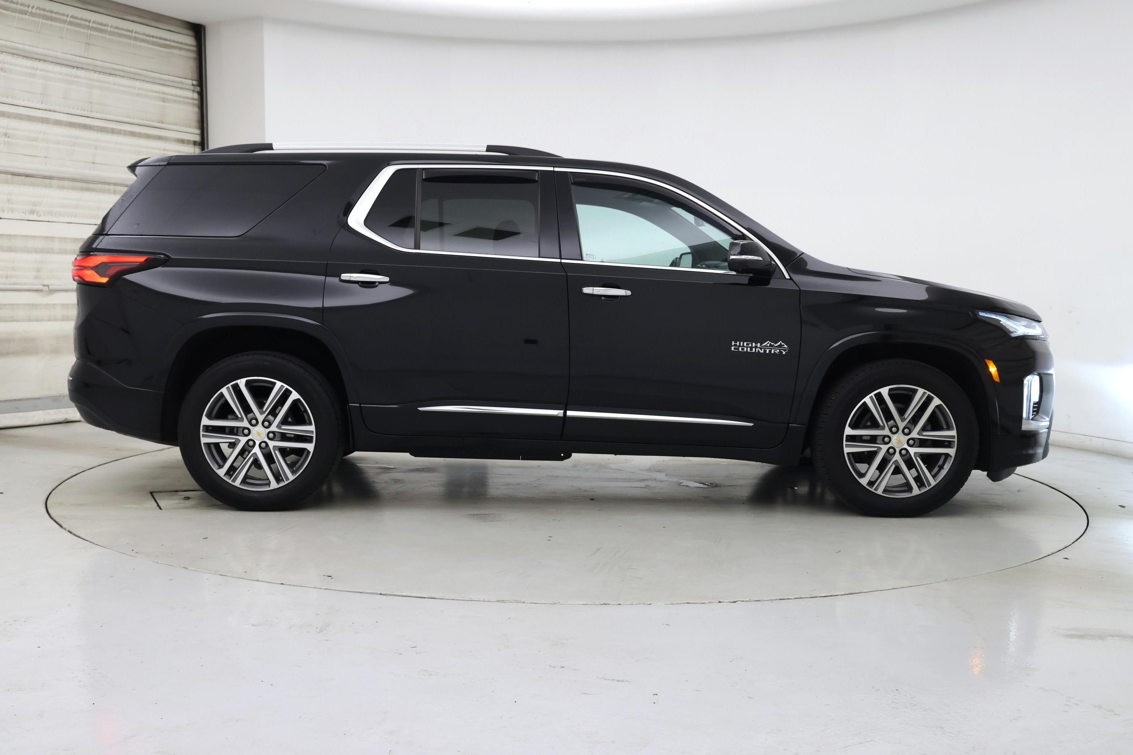 Thumbnail: 2023 Chevrolet Traverse - 7