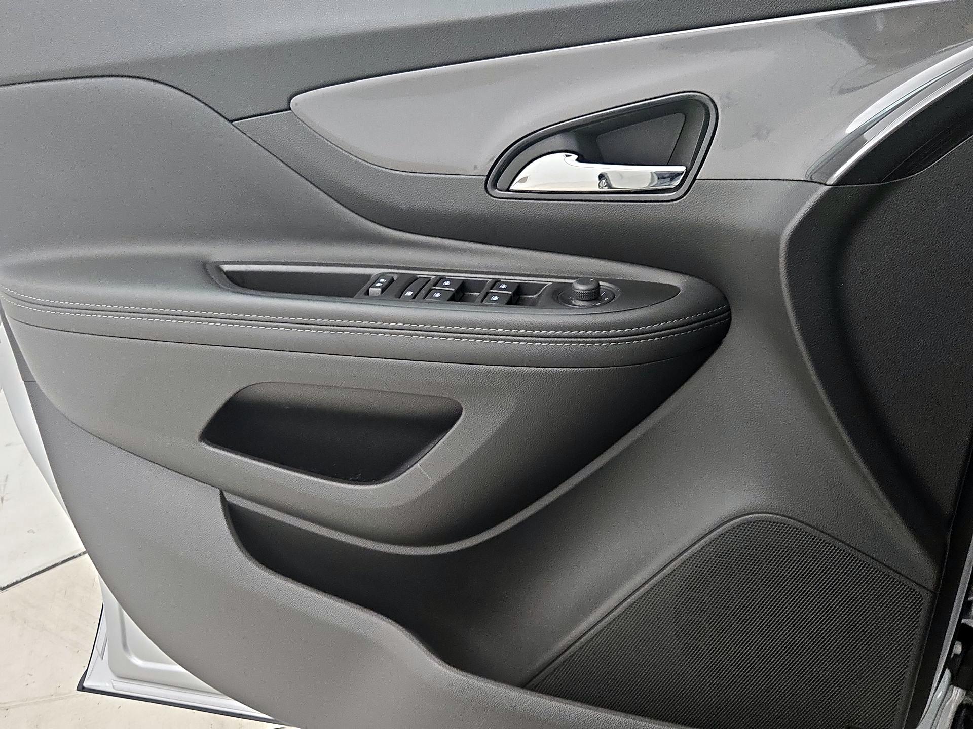 Thumbnail: 2022 Buick Encore - 12