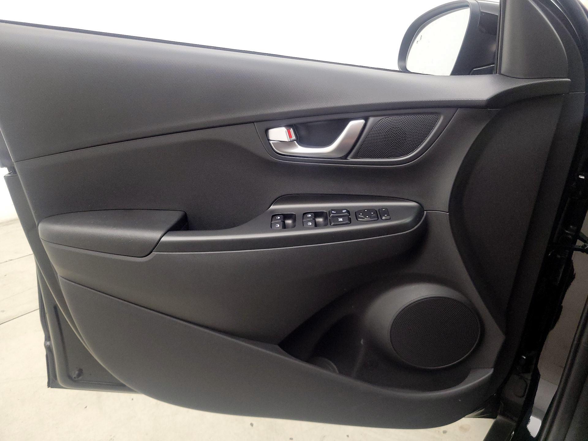 Thumbnail: 2023 Hyundai Kona - 12