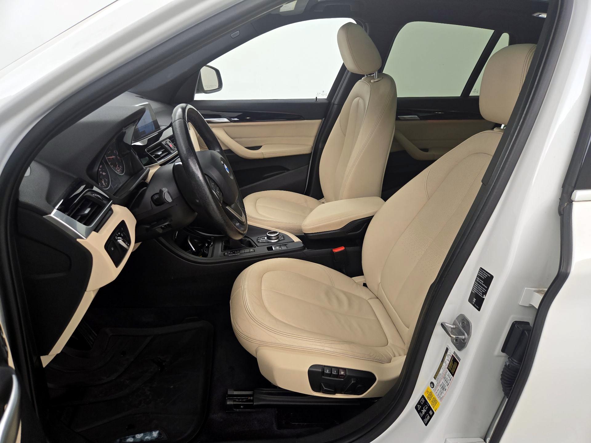 Thumbnail: 2018 BMW X1 - 11