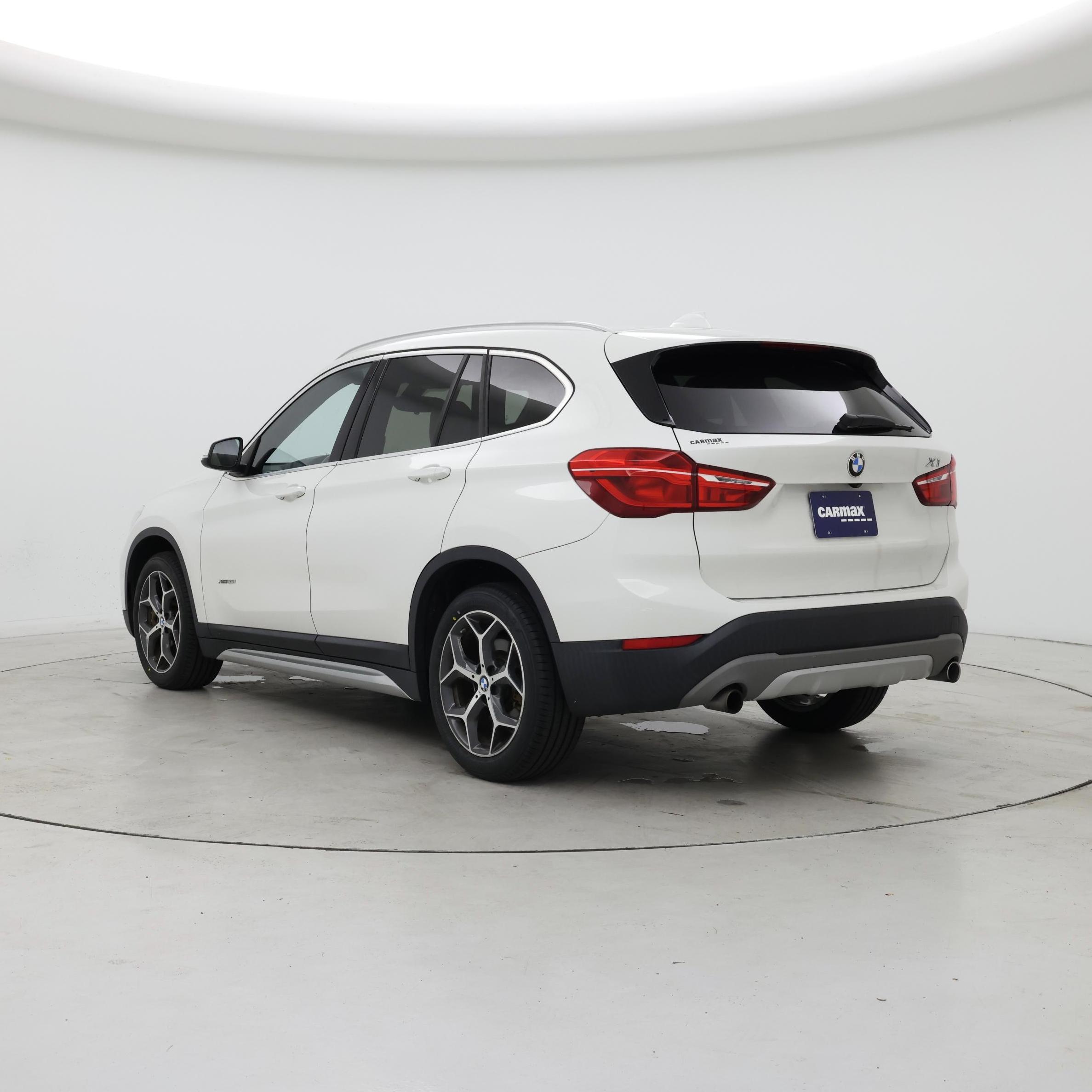 Thumbnail: 2018 BMW X1 - 2