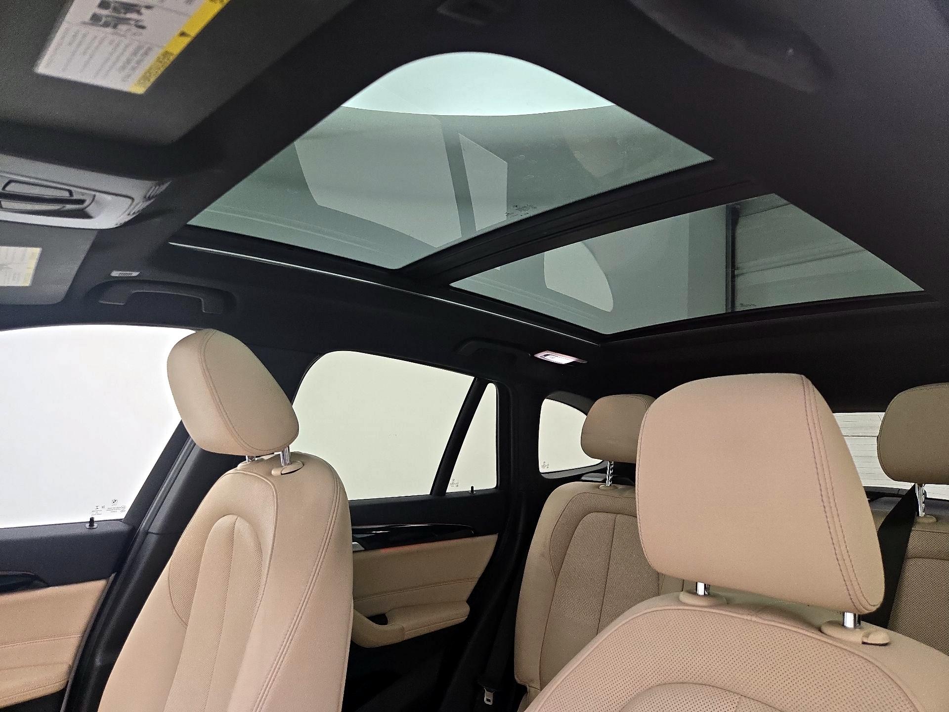 Thumbnail: 2018 BMW X1 - 20
