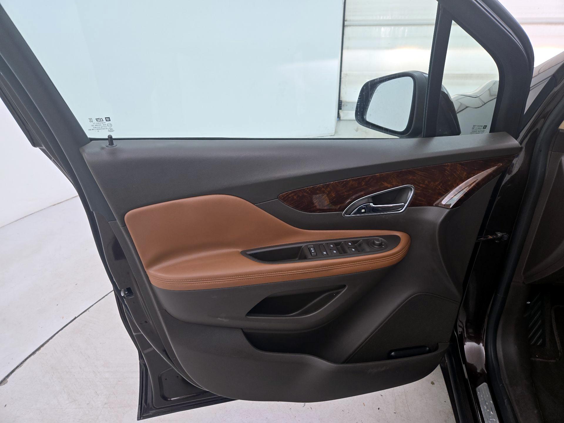 Thumbnail: 2015 Buick Encore - 12