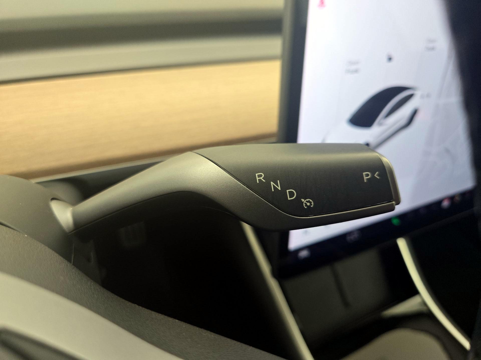 Thumbnail: 2020 Tesla Model 3 - 17