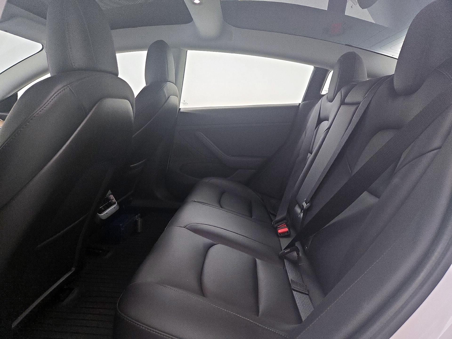 Thumbnail: 2020 Tesla Model 3 - 18
