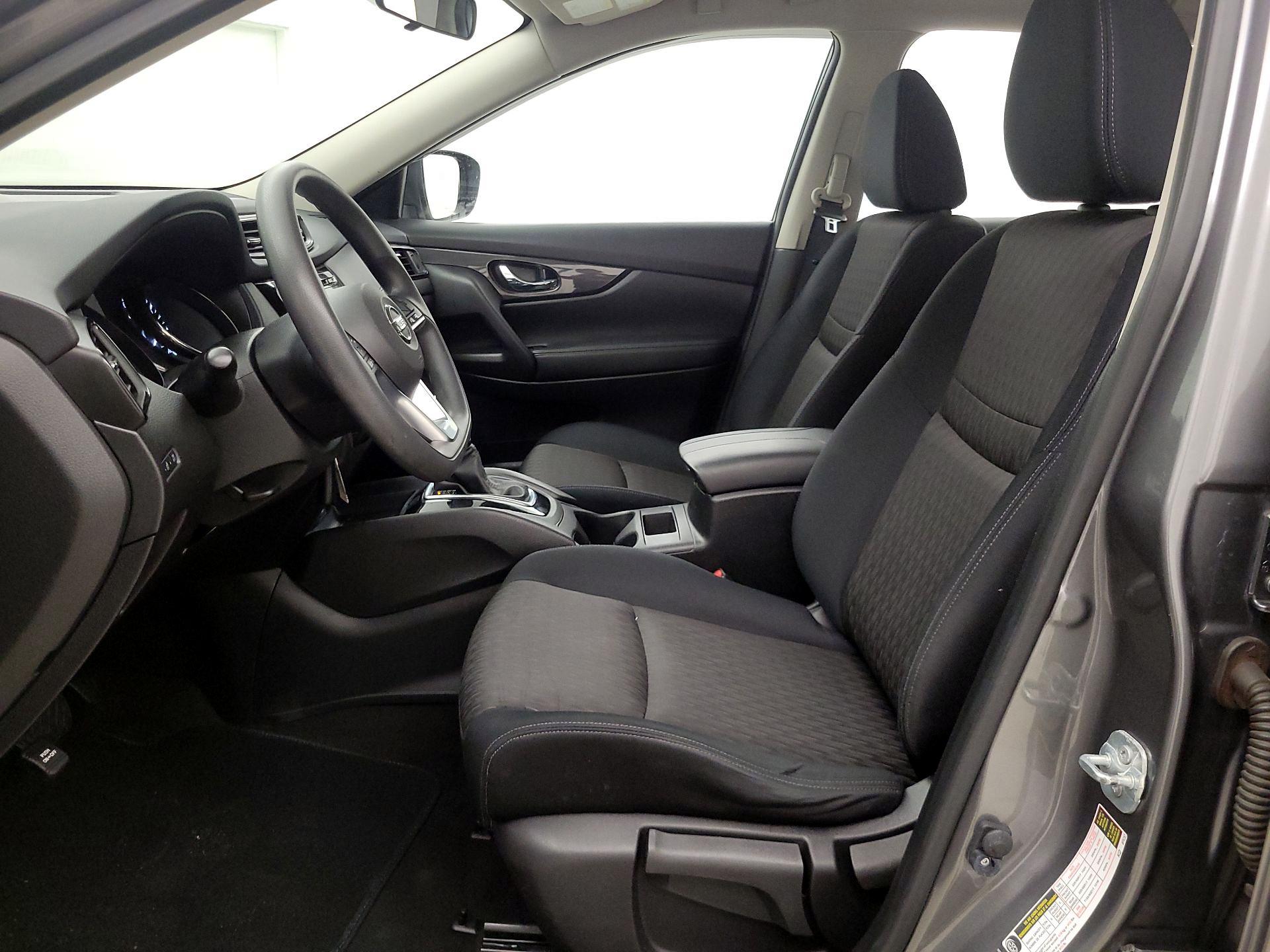 Thumbnail: 2017 Nissan Rogue - 11