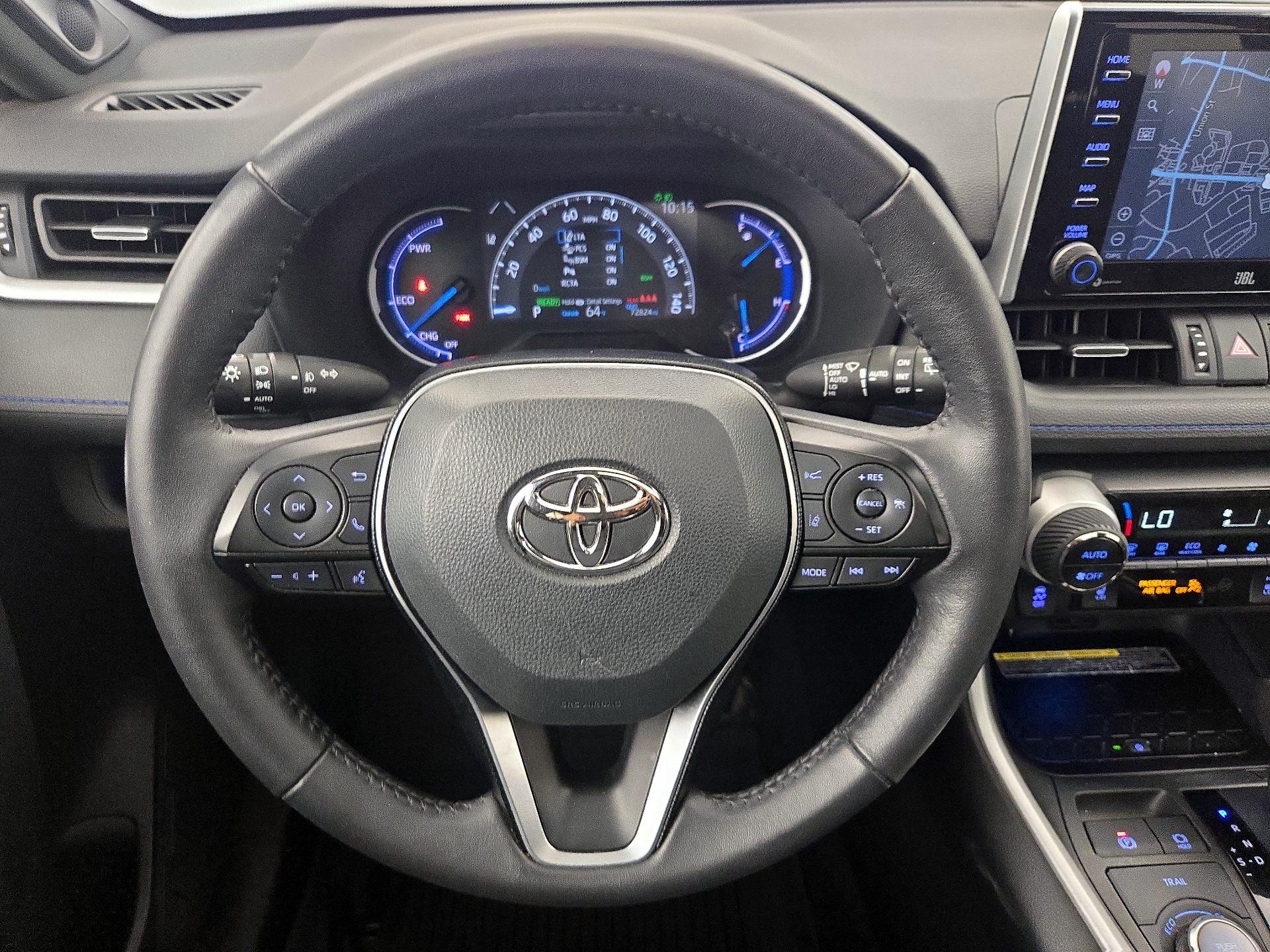 Thumbnail: 2021 Toyota RAV4 - 10