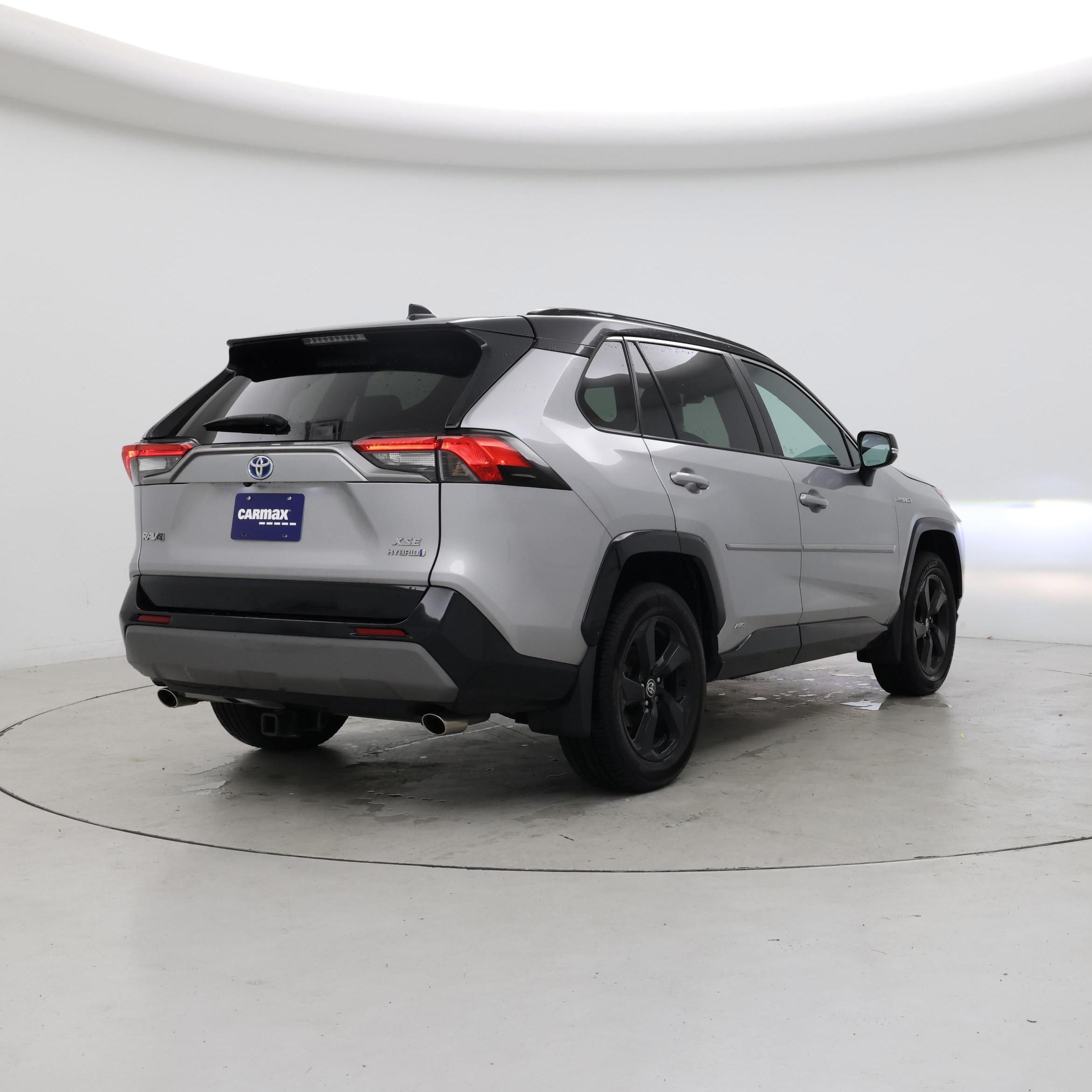 Thumbnail: 2021 Toyota RAV4 - 8