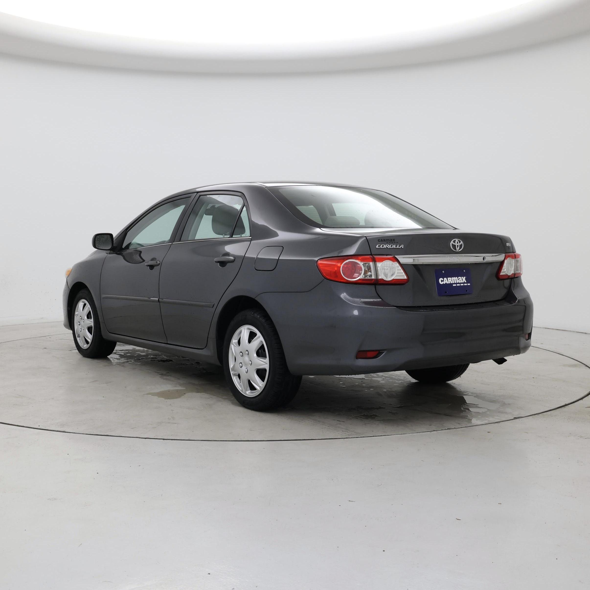 Thumbnail: 2013 Toyota Corolla - 2