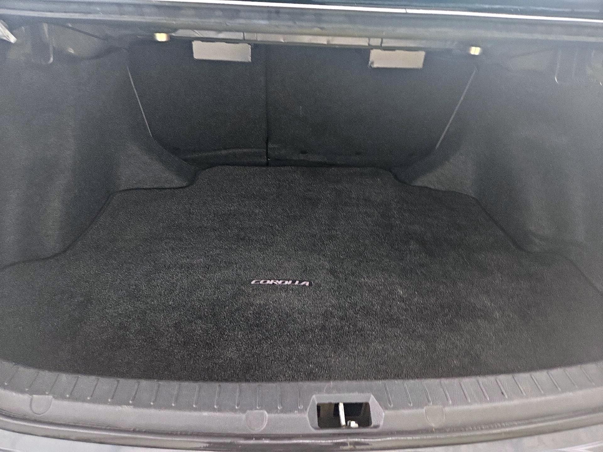Thumbnail: 2013 Toyota Corolla - 19