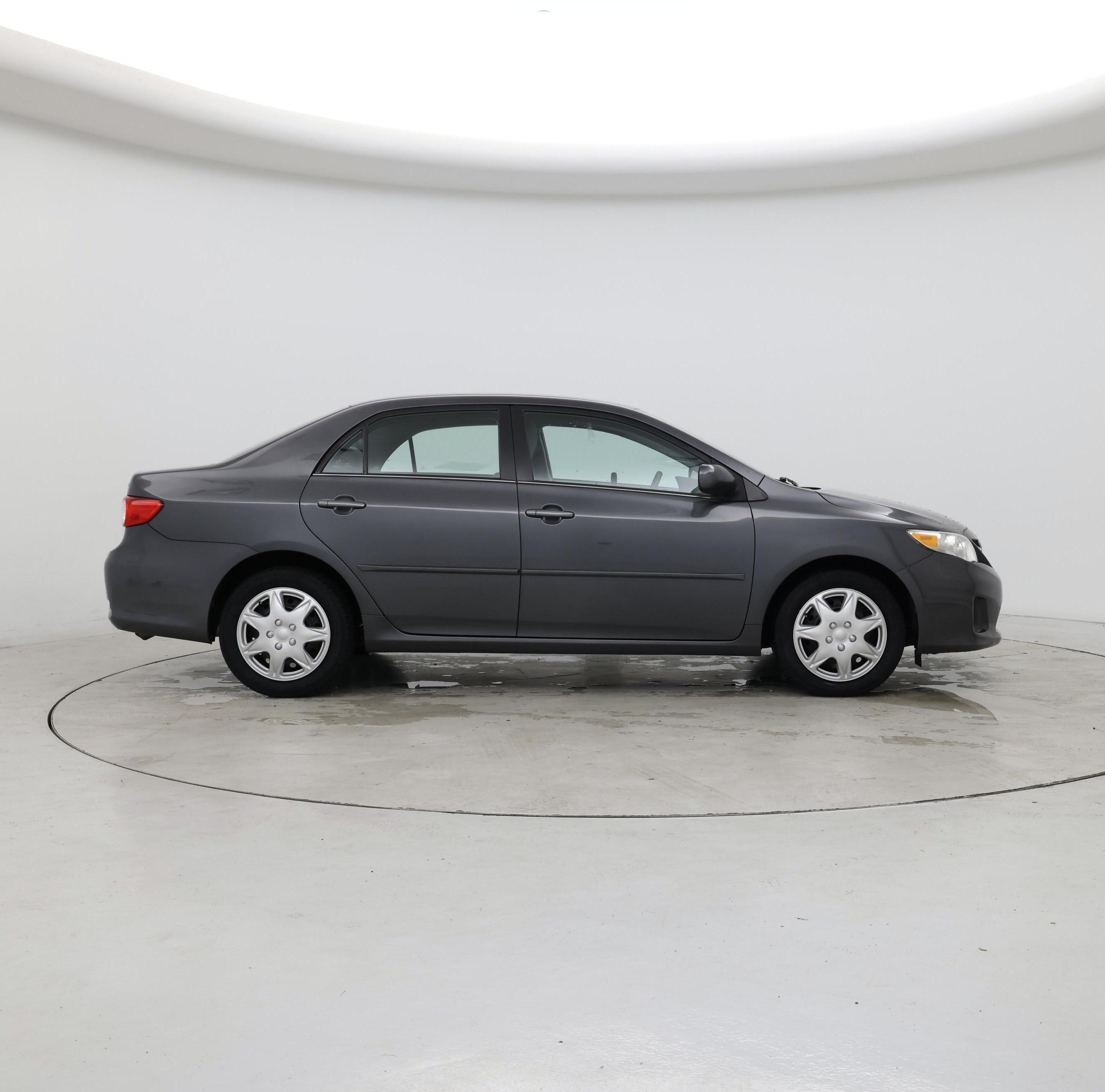 Thumbnail: 2013 Toyota Corolla - 7