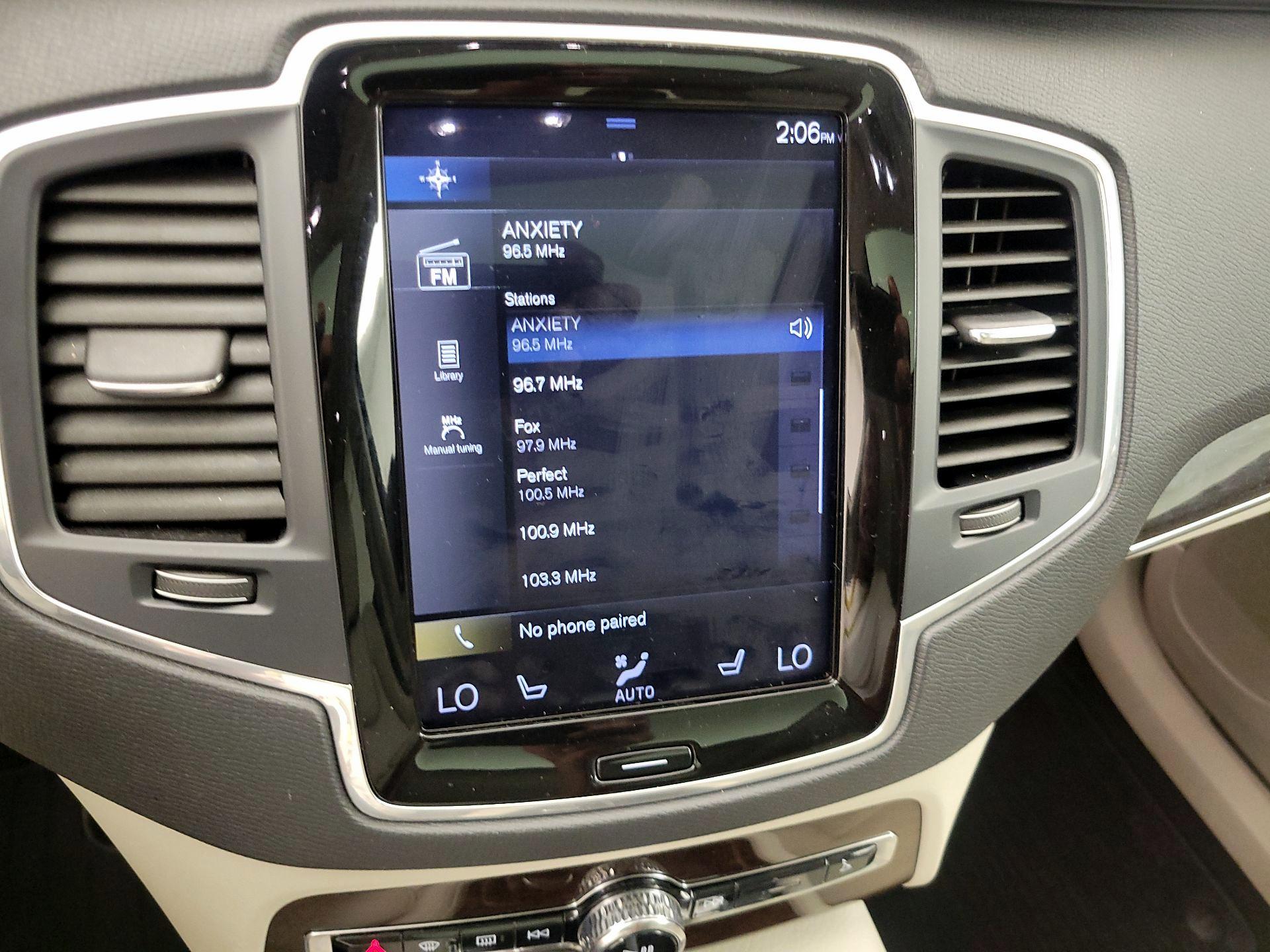 Thumbnail: 2019 Volvo XC90 - 16