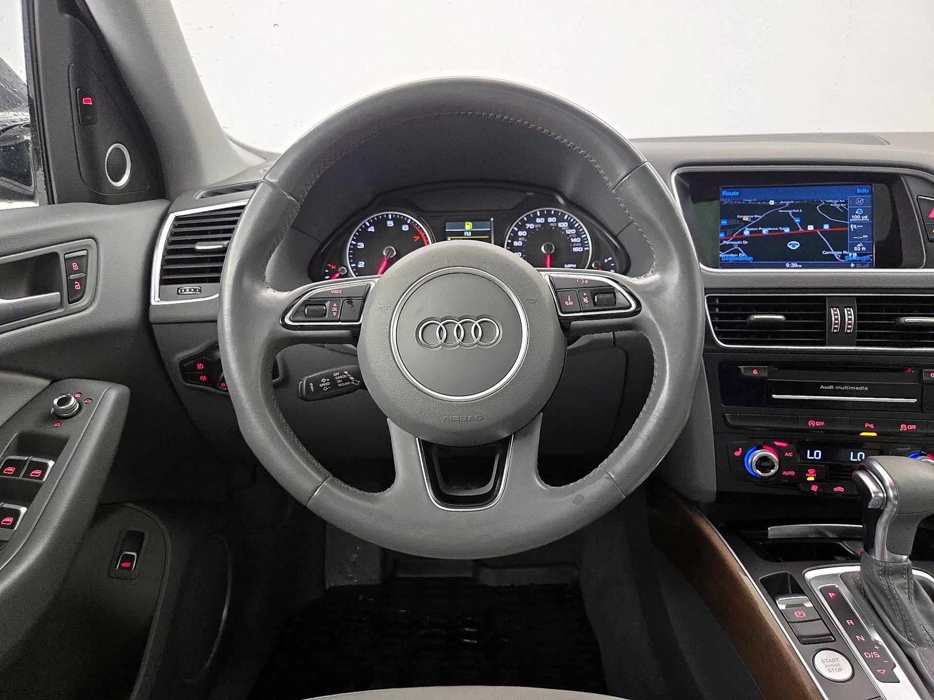 Thumbnail: 2016 Audi Q5 - 10