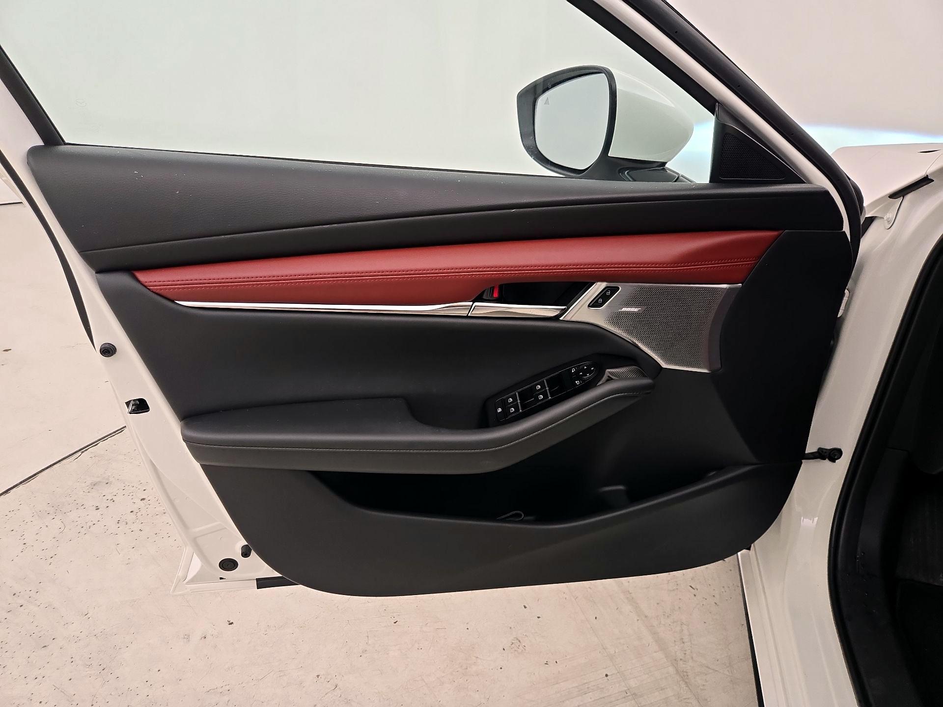 Thumbnail: 2022 Mazda Mazda3 - 12