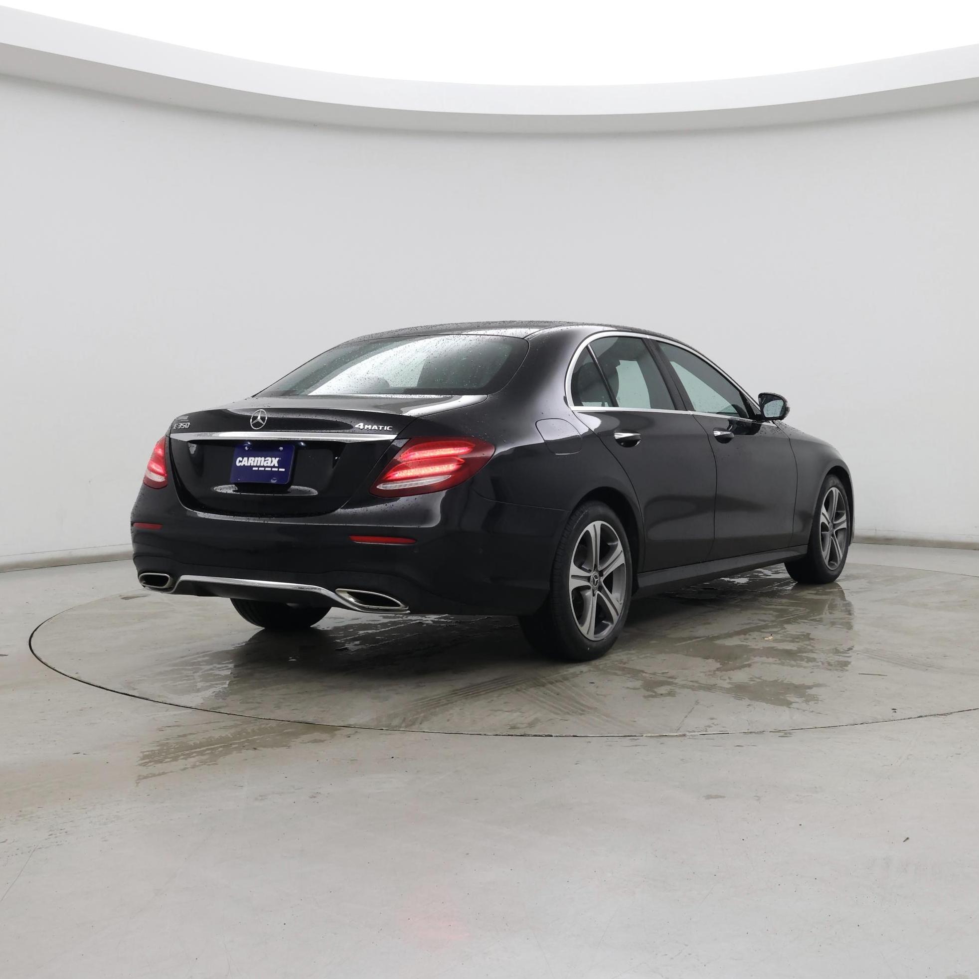 Thumbnail: 2020 Mercedes-Benz E-Class - 8
