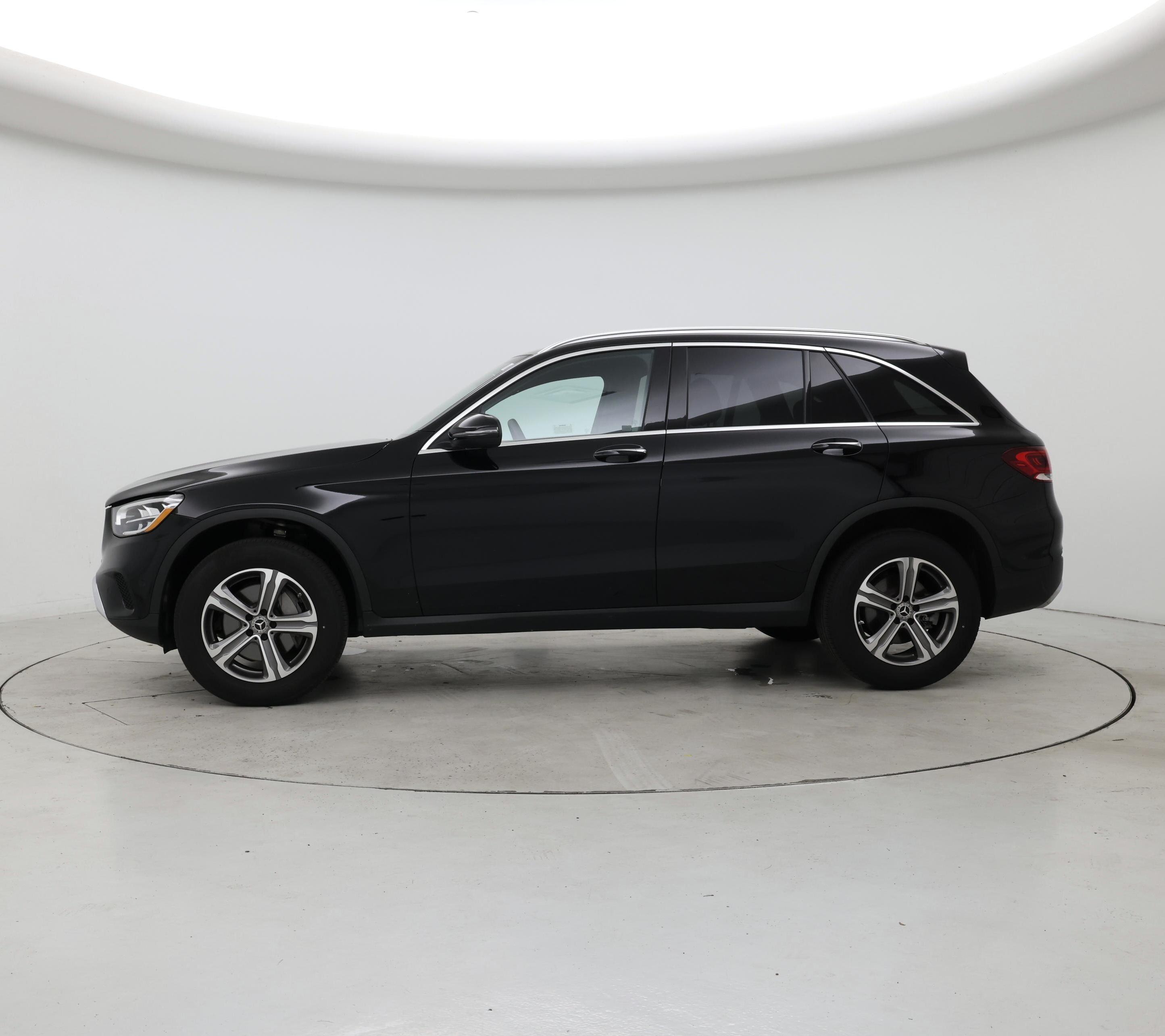 Thumbnail: 2022 Mercedes-Benz GLC - 3