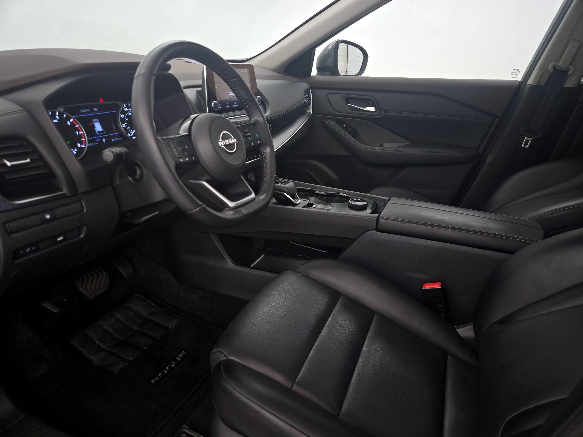 Thumbnail: 2022 Nissan Rogue - 11