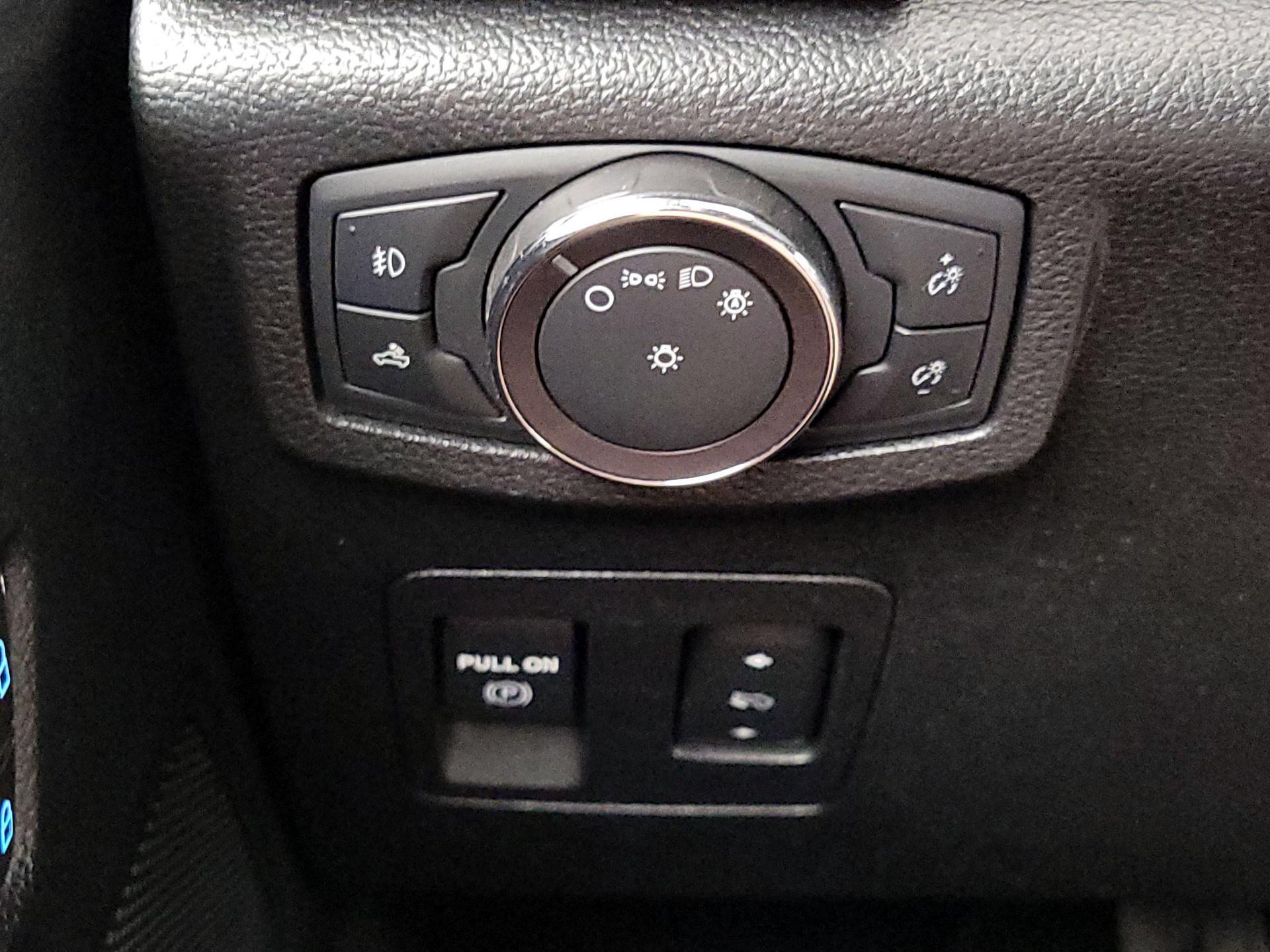 Thumbnail: 2019 Ford F-150 - 13